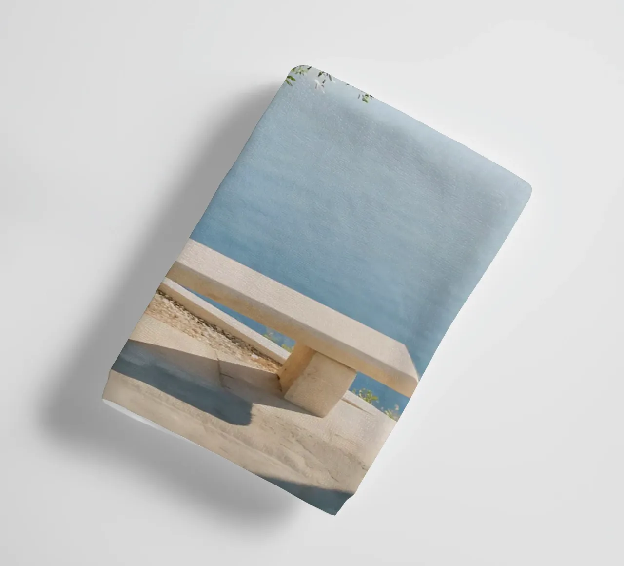 Vue méditerranéenne sous un olivier serviette de bain de Casa Limon