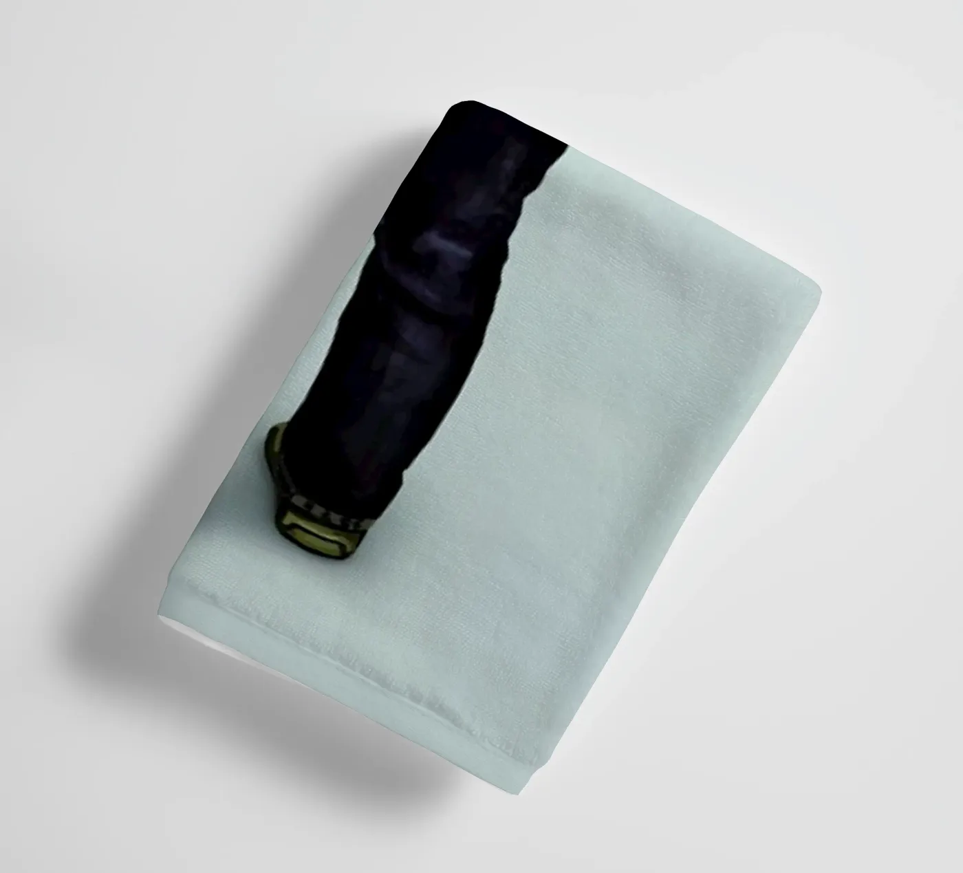 Surrounded Handtuch von Tapio Mömmö