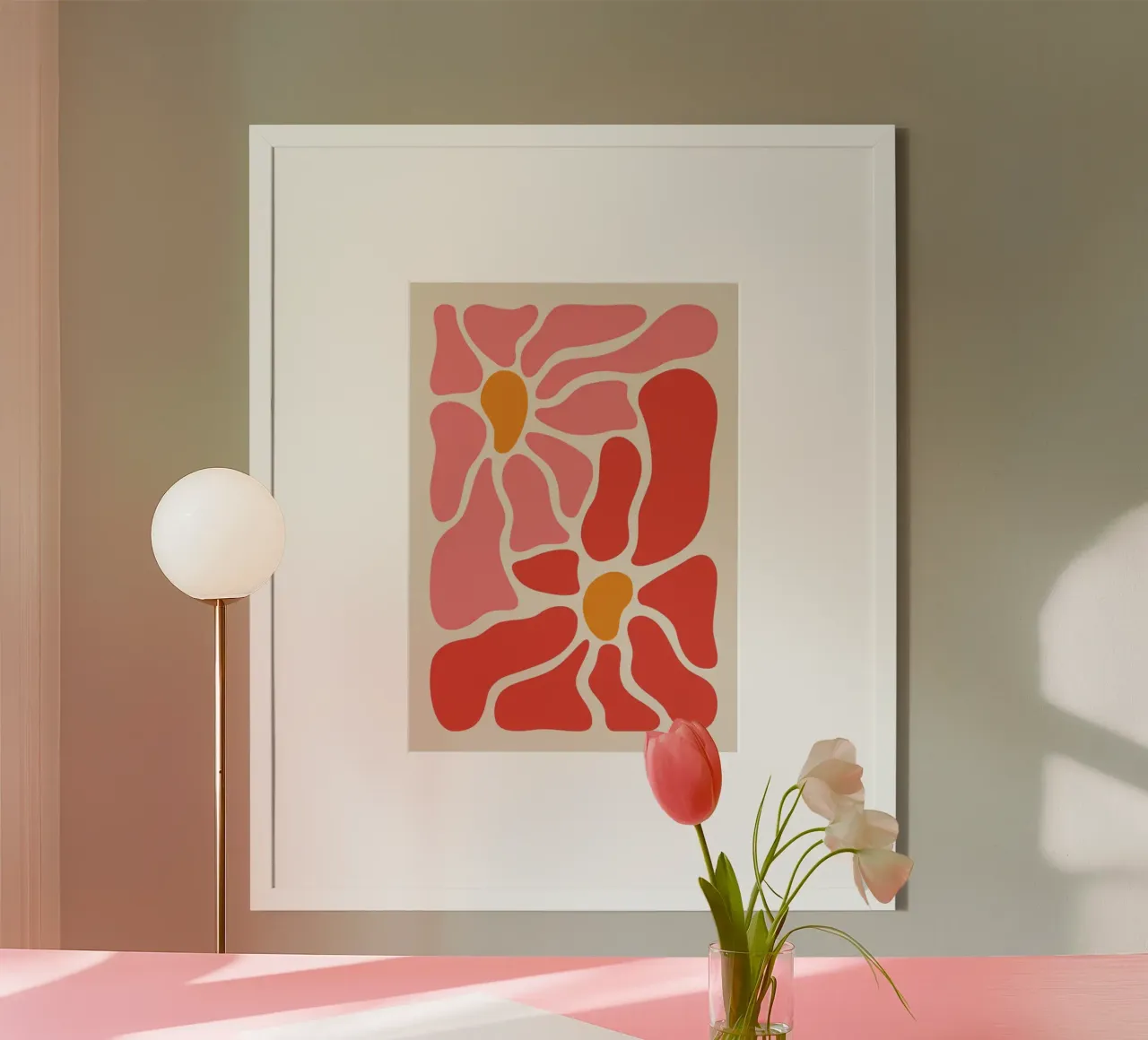 Petali astratti Pop Art - Floreale moderno di metà secolo poster con telaio in legno da homdeco