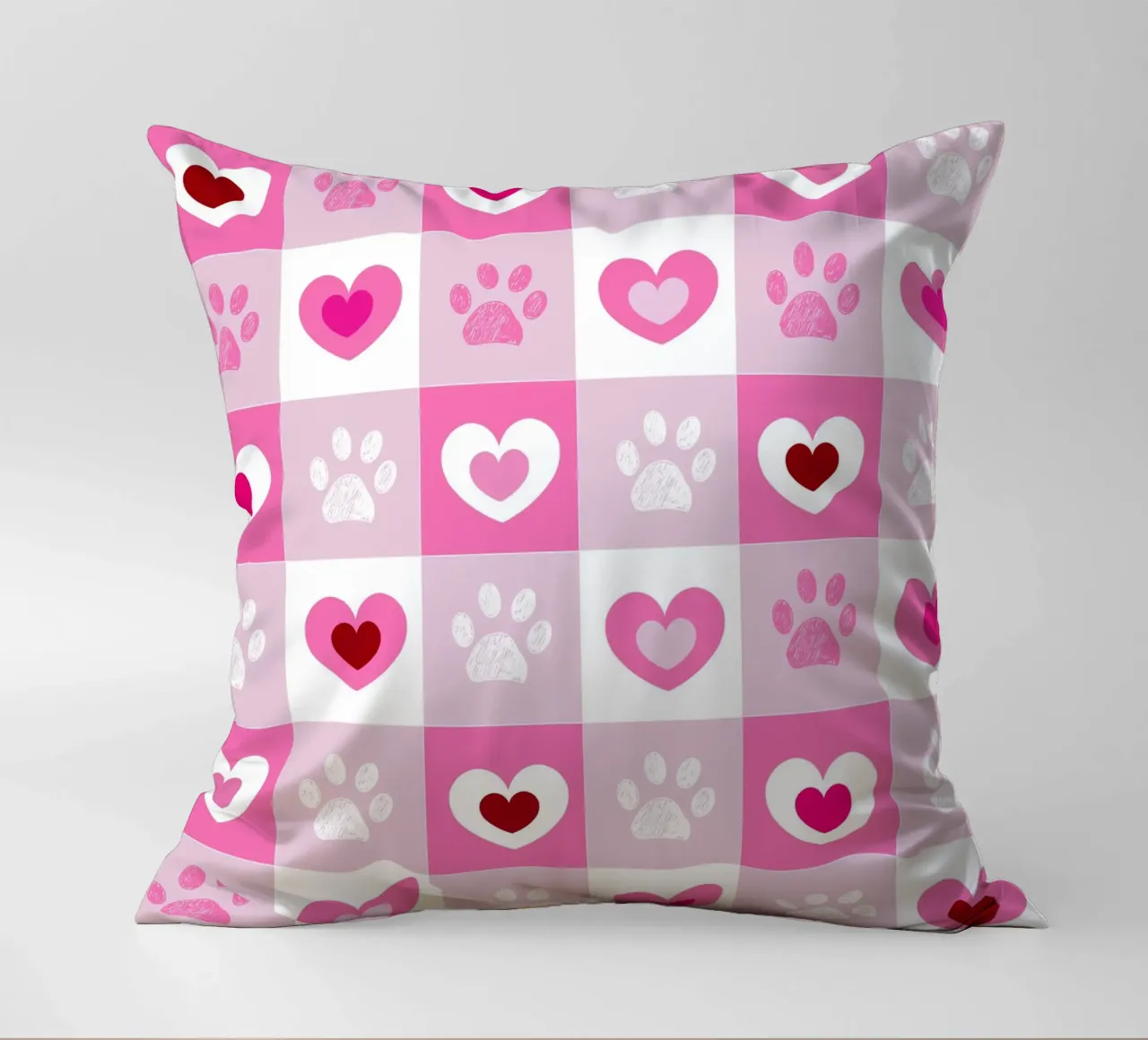 Design a quadri rossi e bianchi con cuori e zampe per San Valentino cuscino da gulsengunel