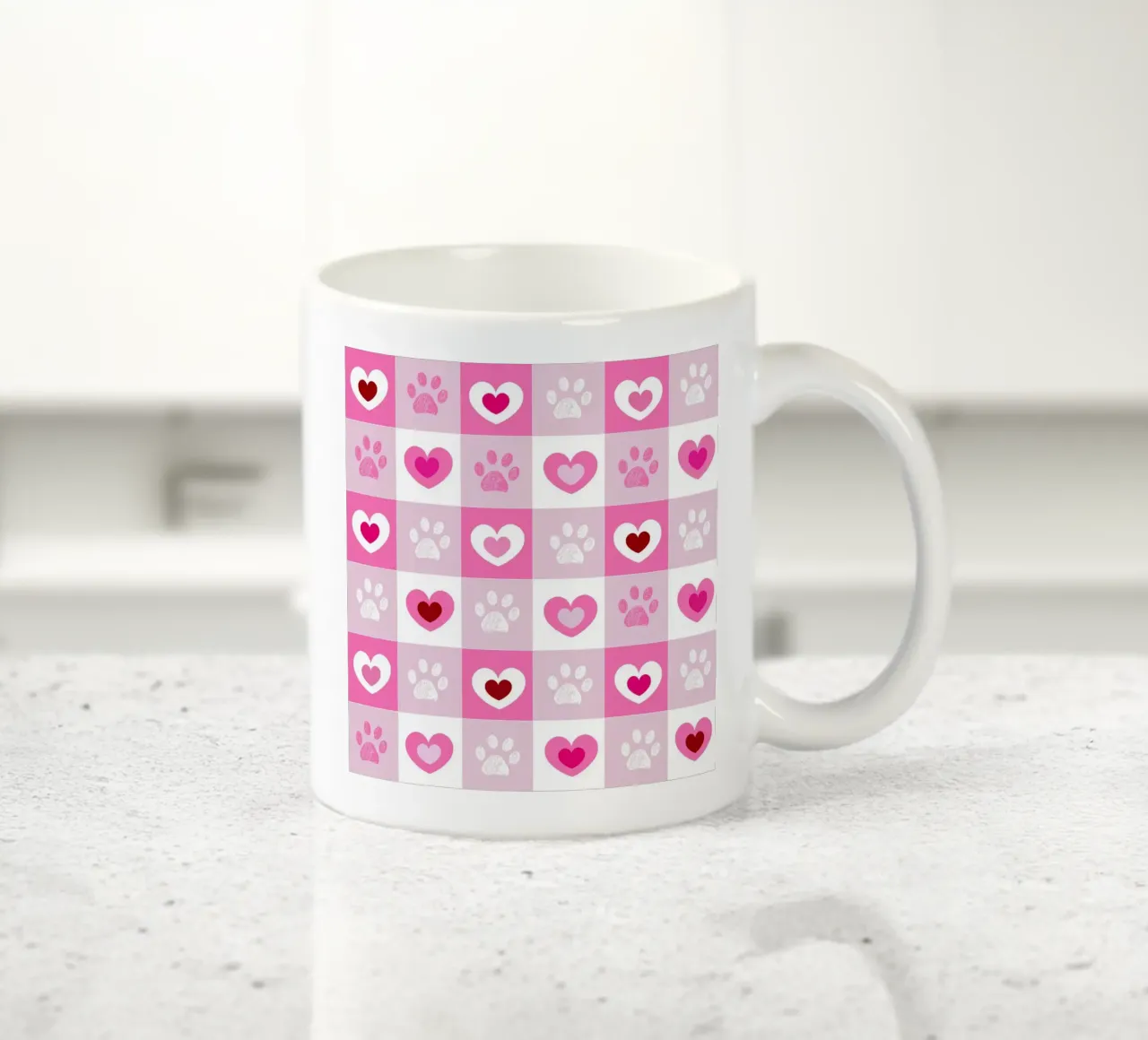 Design a quadri rossi e bianchi con cuori e zampe per San Valentino tazza in ceramica da gulsengunel