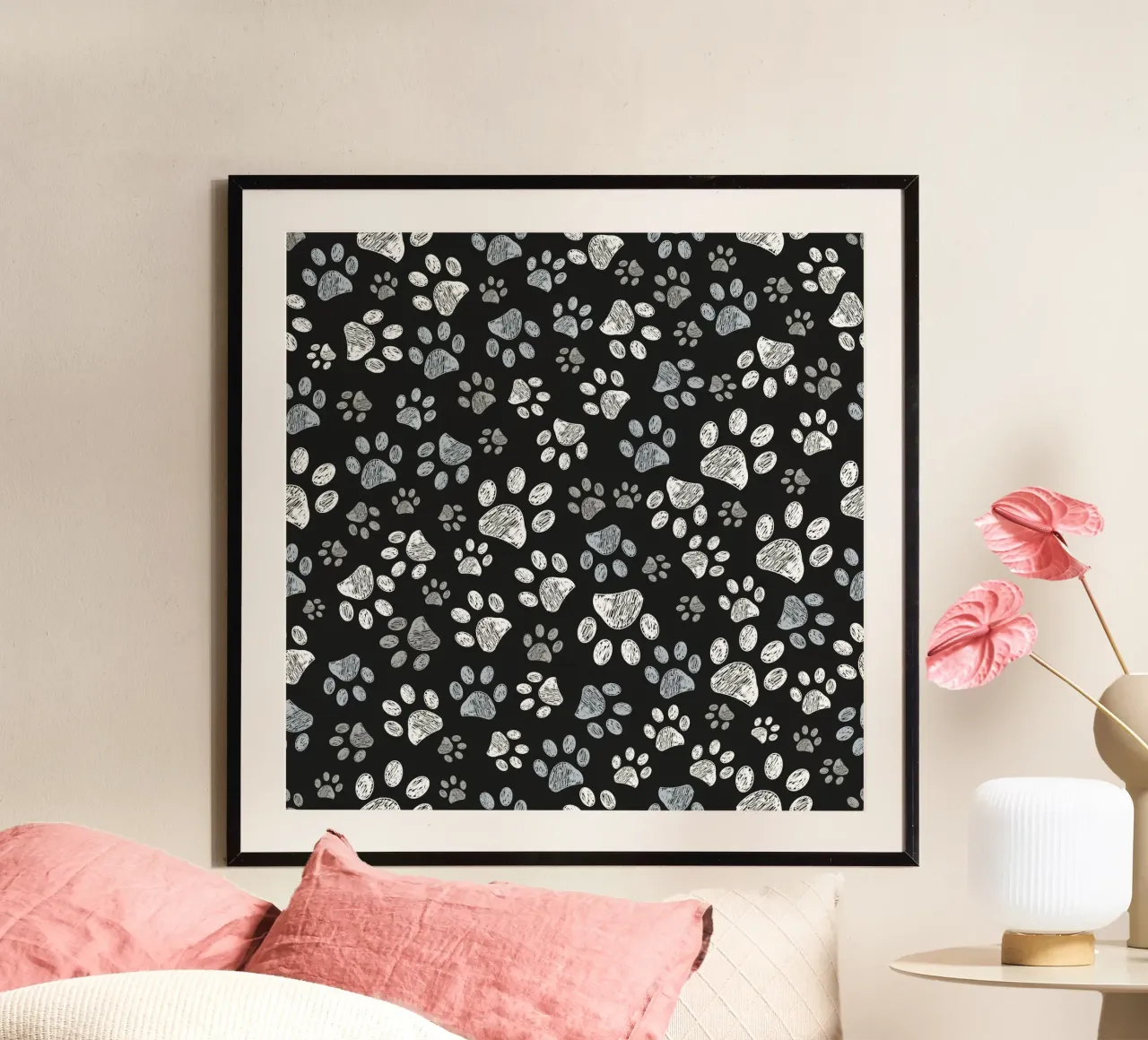 Impronte di zampa di barboncino di colore grigio nero poster con telaio in plastica da gulsengunel