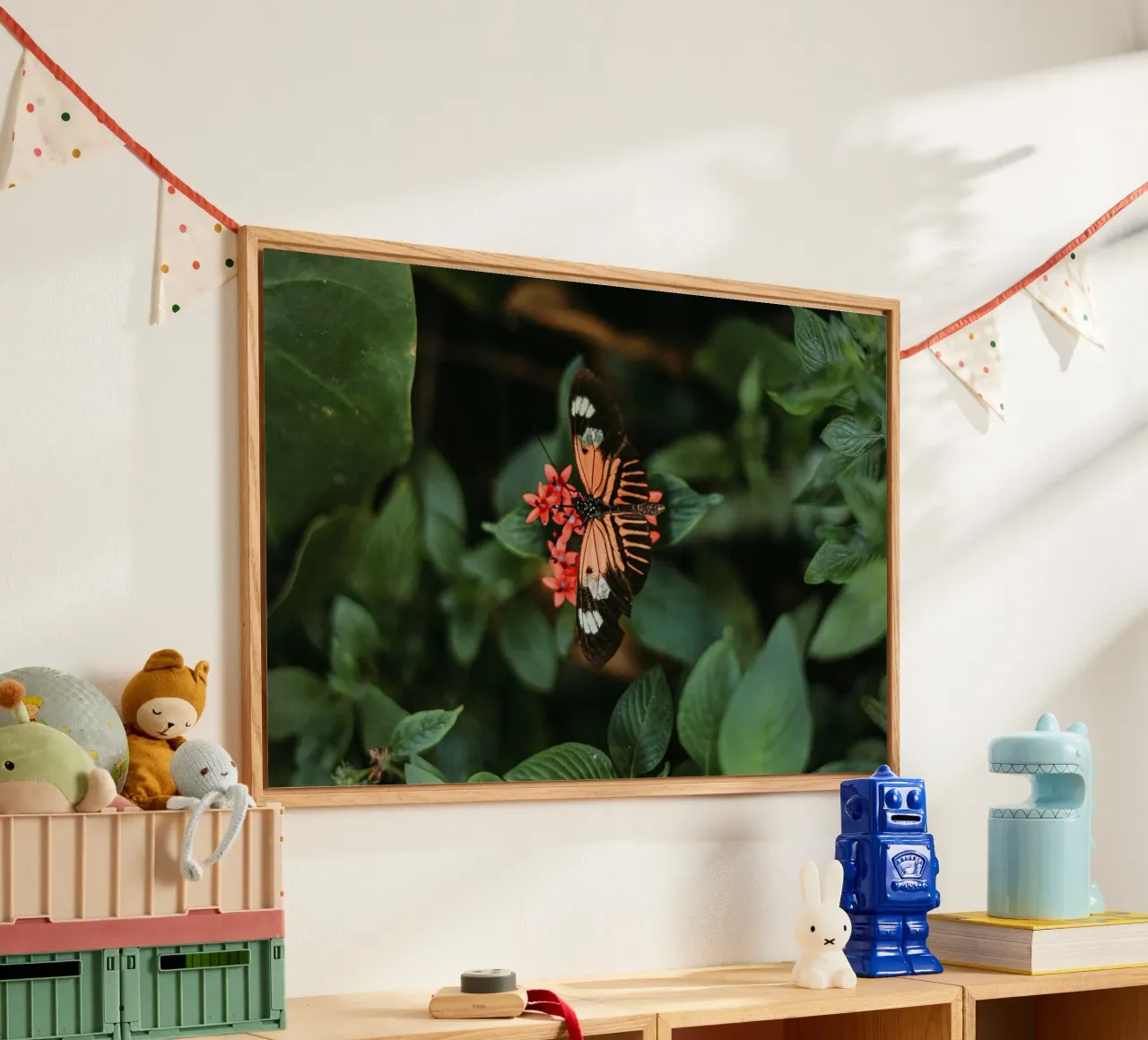 farfalla arancione plexiglass da Earthly Visions