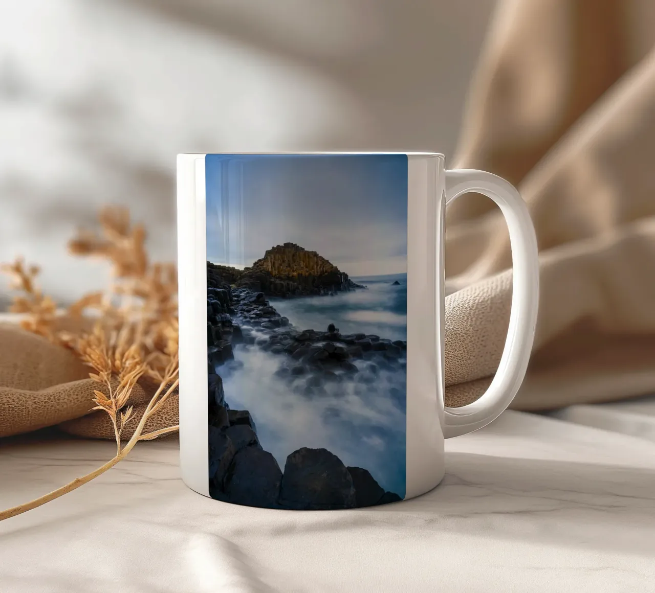 colonne di basalto della giant s causeway tazza in ceramica da Earthly Visions