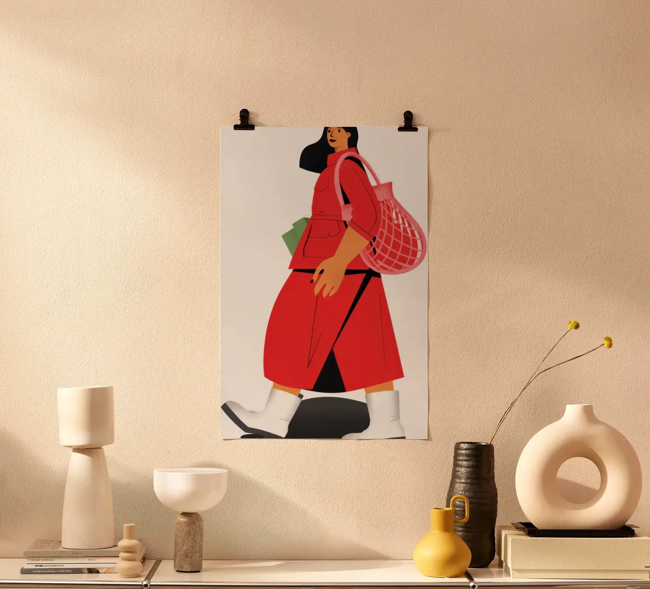 Donna con cappotto rosso poster da Veil Maya