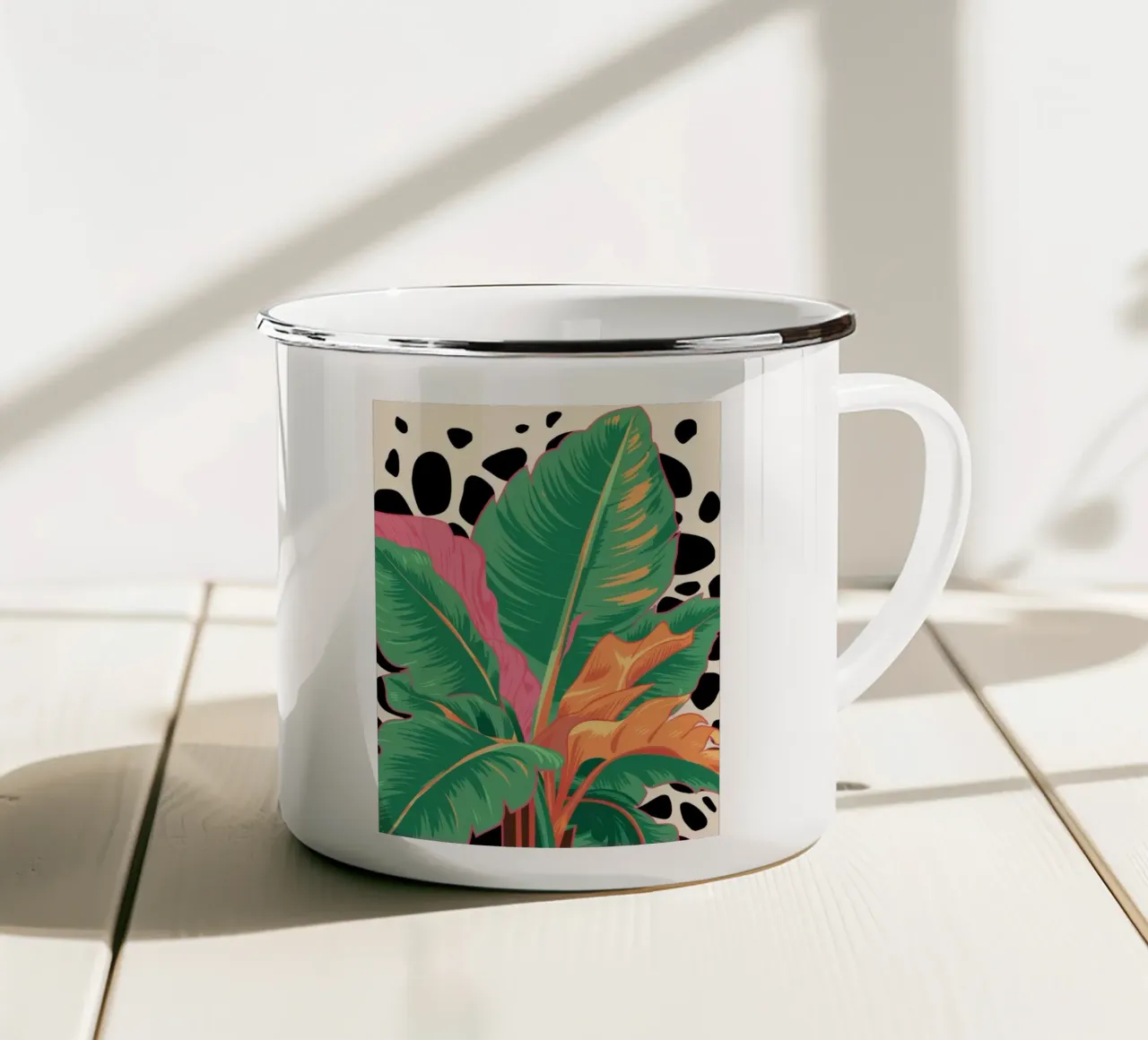 Bagliore tropicale di mezzanotte tazza in smalto da Bring Haven