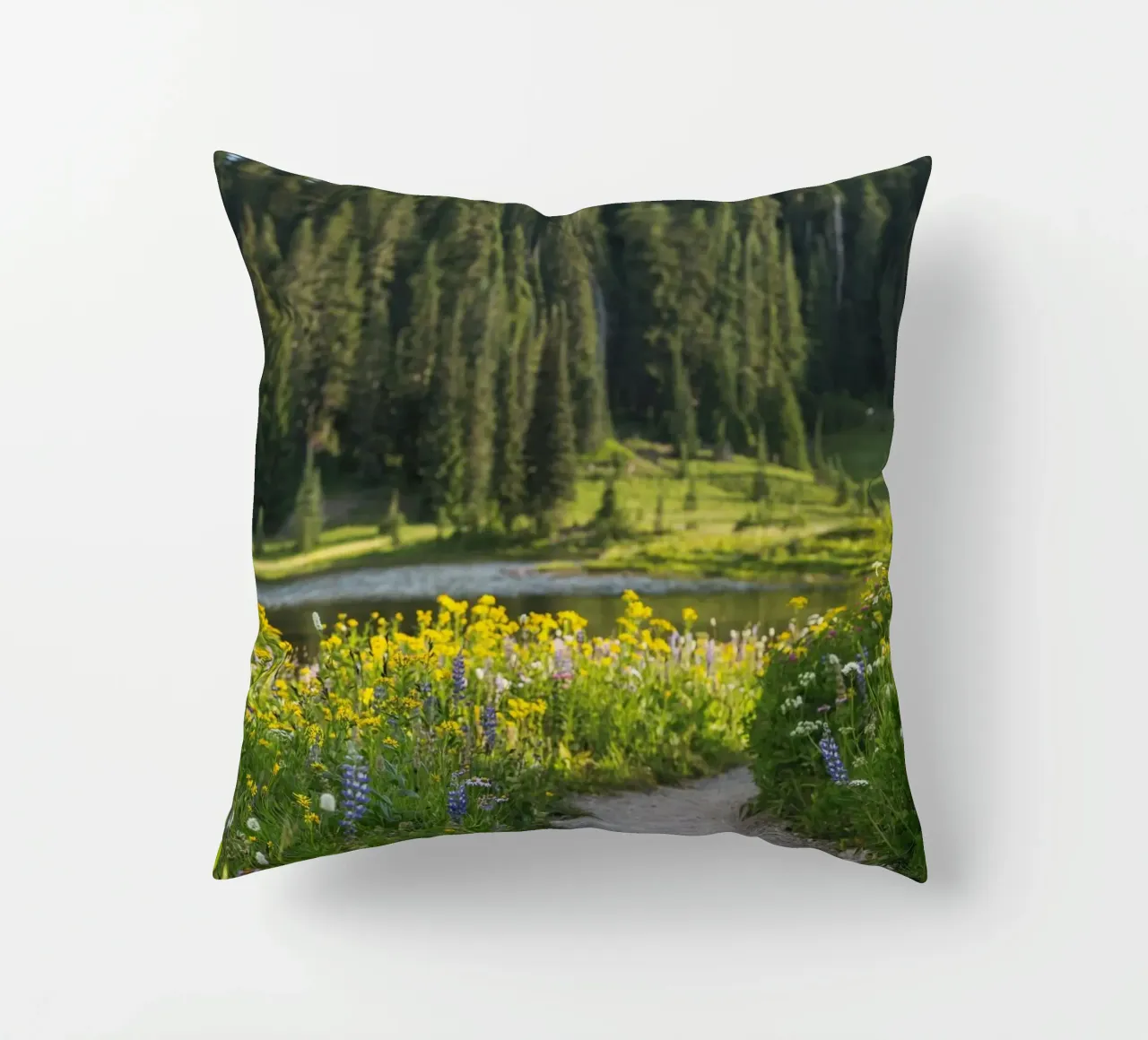 pine trees yellow cuscino da animal story home