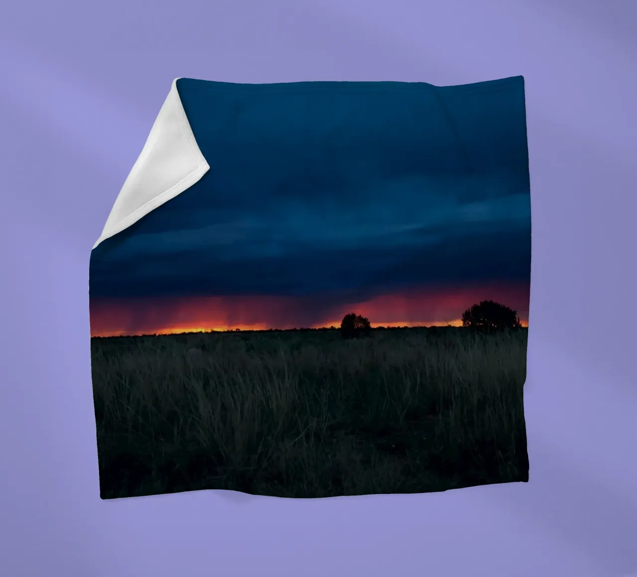 storm clouds grassland coperta in pile da animal story home