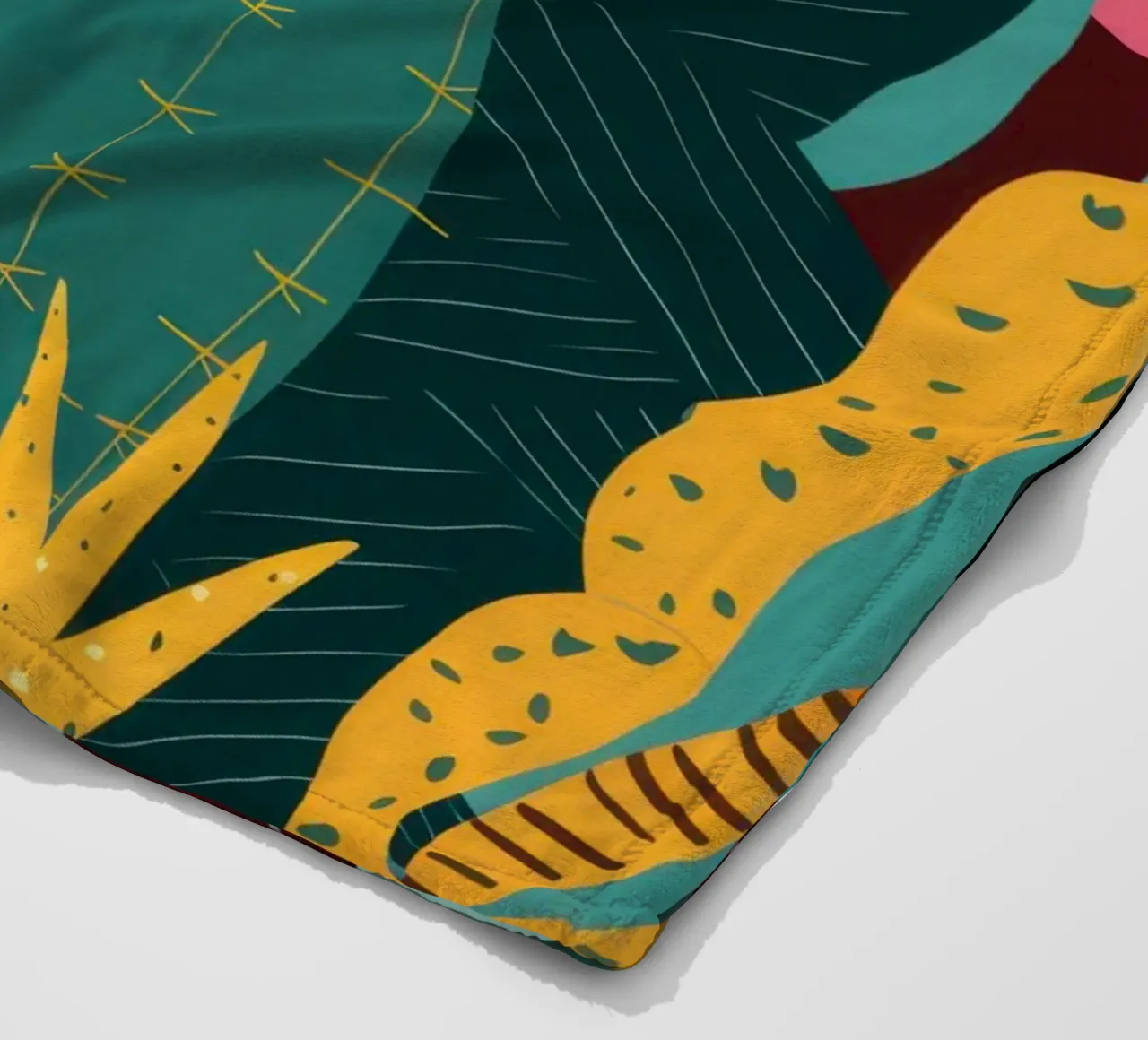 Musa del Canyon in fiore coperta in pile da Bring Haven