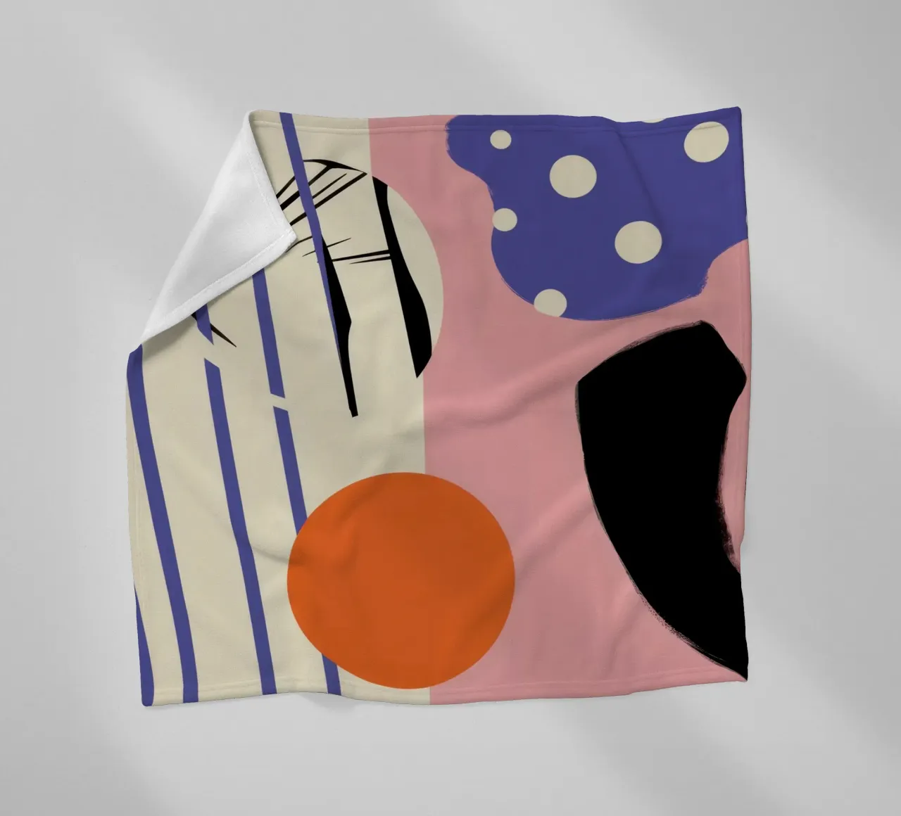 Danza delle forme giocose coperta in pile da Bring Haven