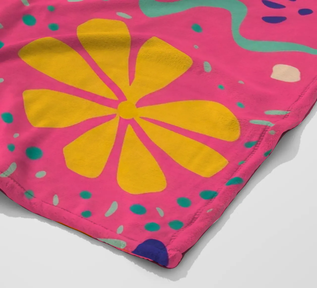 Sogno floreale rosa coperta in pile da Frosh Pallete