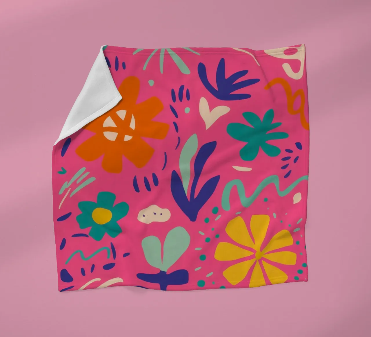 Sogno floreale rosa coperta in pile da Frosh Pallete