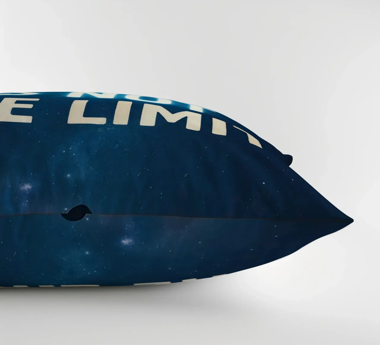 The sky is not the limit motivation cuscino da RB-Quotes