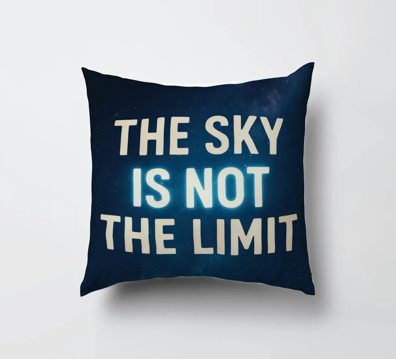 The sky is not the limit motivation cuscino da RB-Quotes