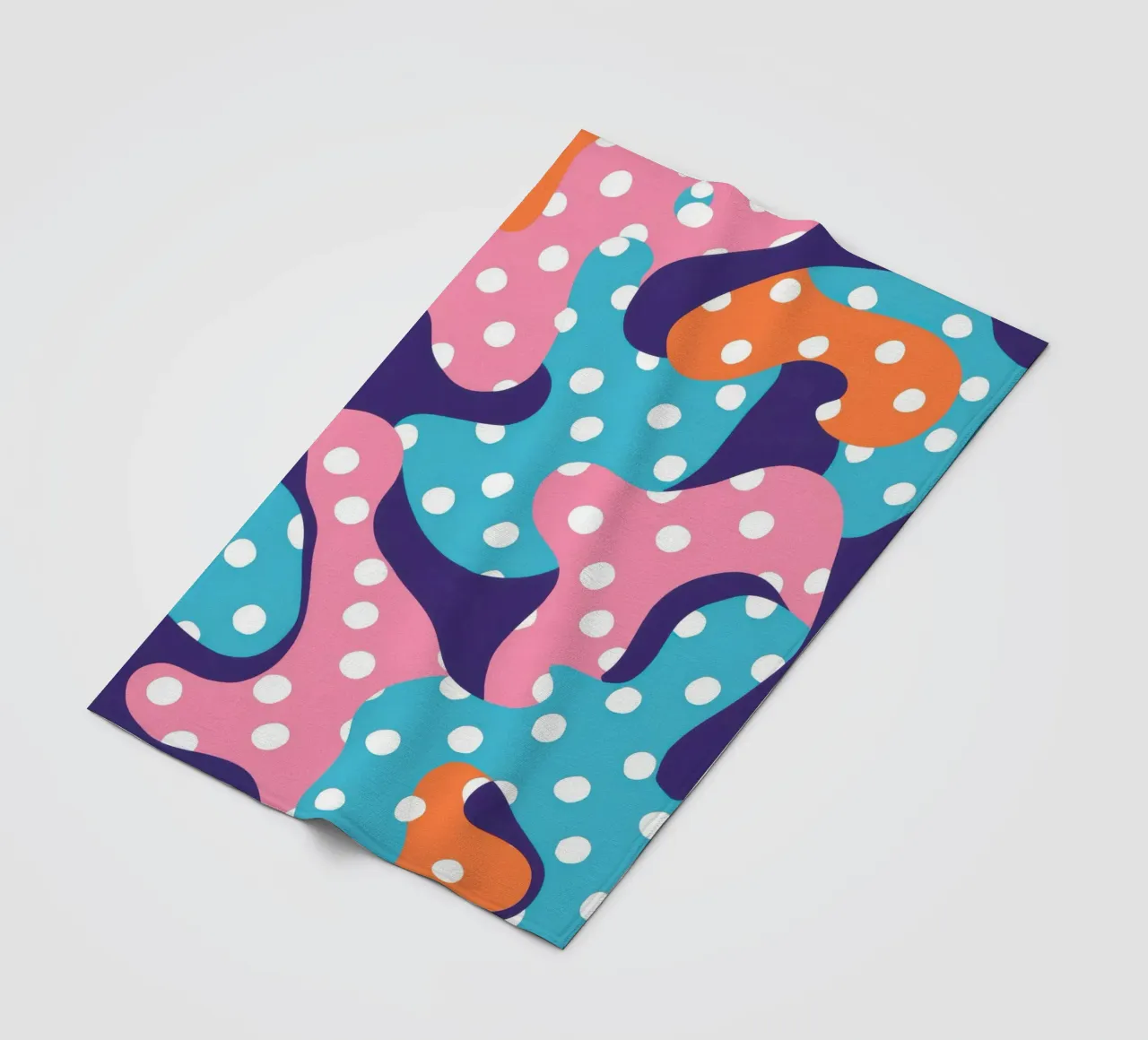 Flusso giocoso a pois coperta in pile da Frosh Pallete