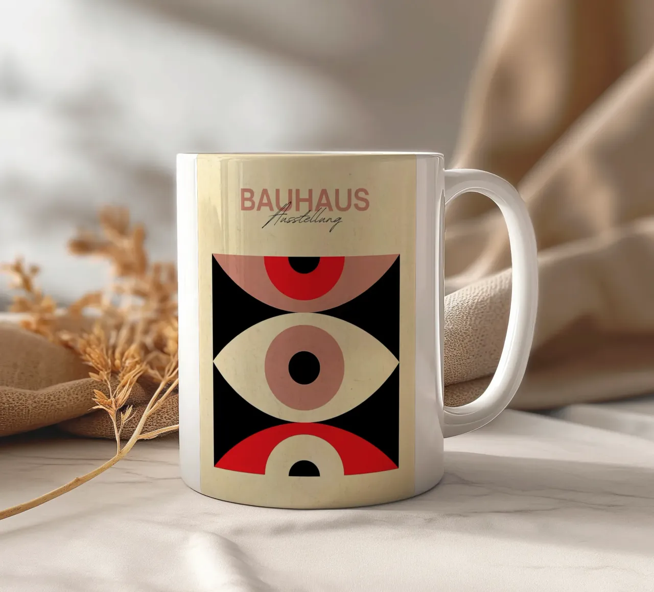 Poster della mostra Bauhaus Occhio astratto tazza in ceramica da Ashley Studio