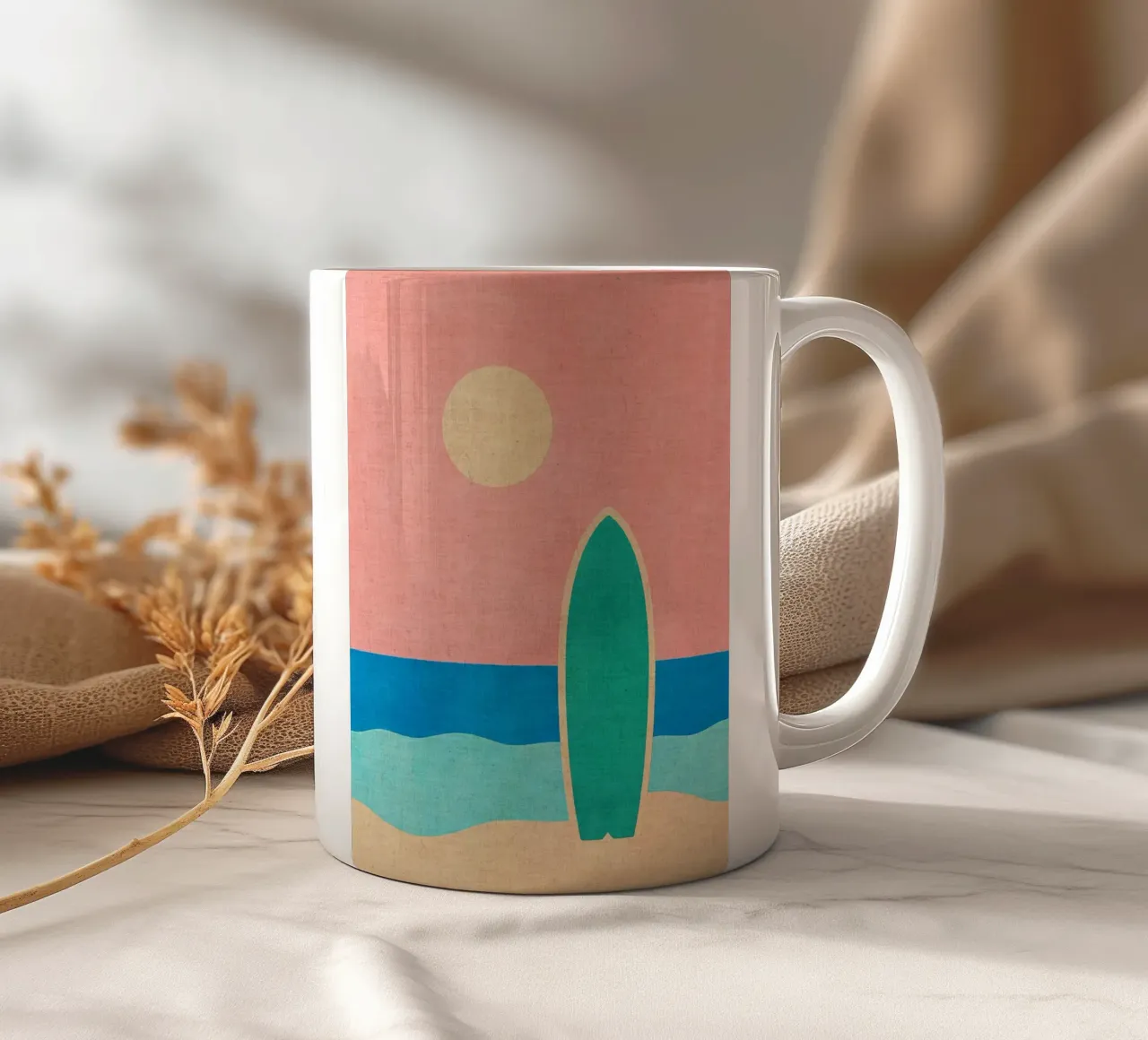 Giornata in spiaggia tazza in ceramica da Matlock Studio