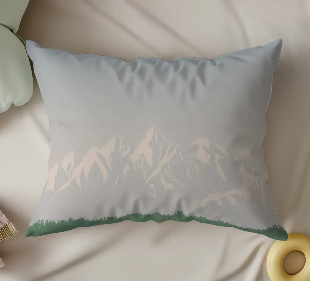 snowcapped peaks tree line cuscino da prindy