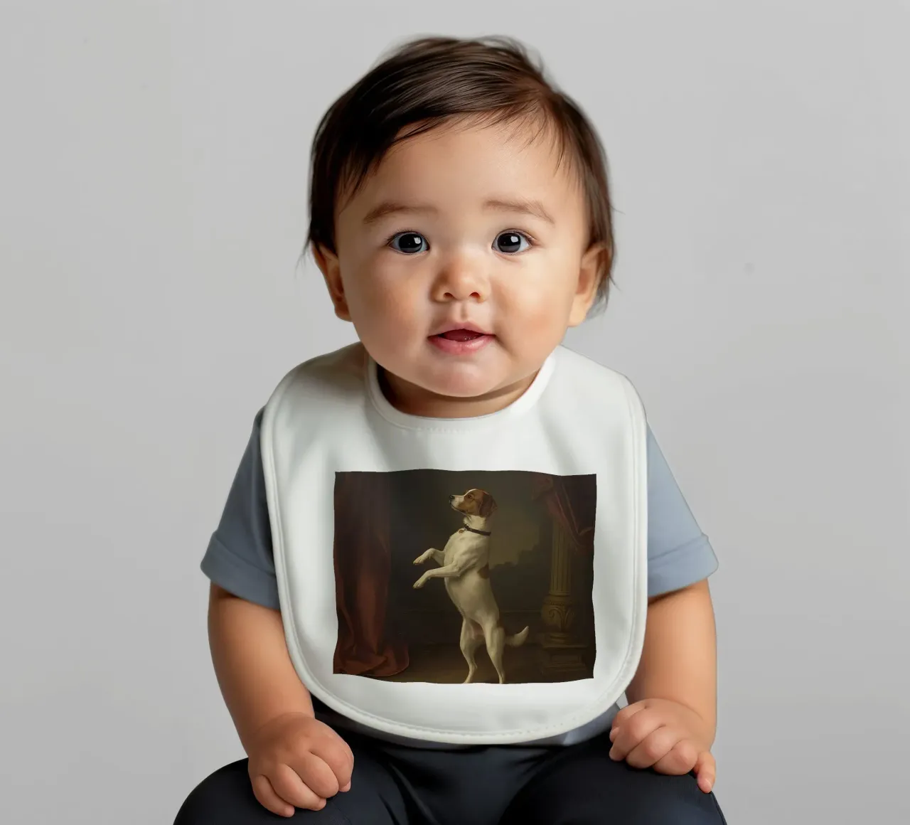 Cane in piedi sulle zampe posteriori in un classico studio di posa bavaglino da DesignDoodle