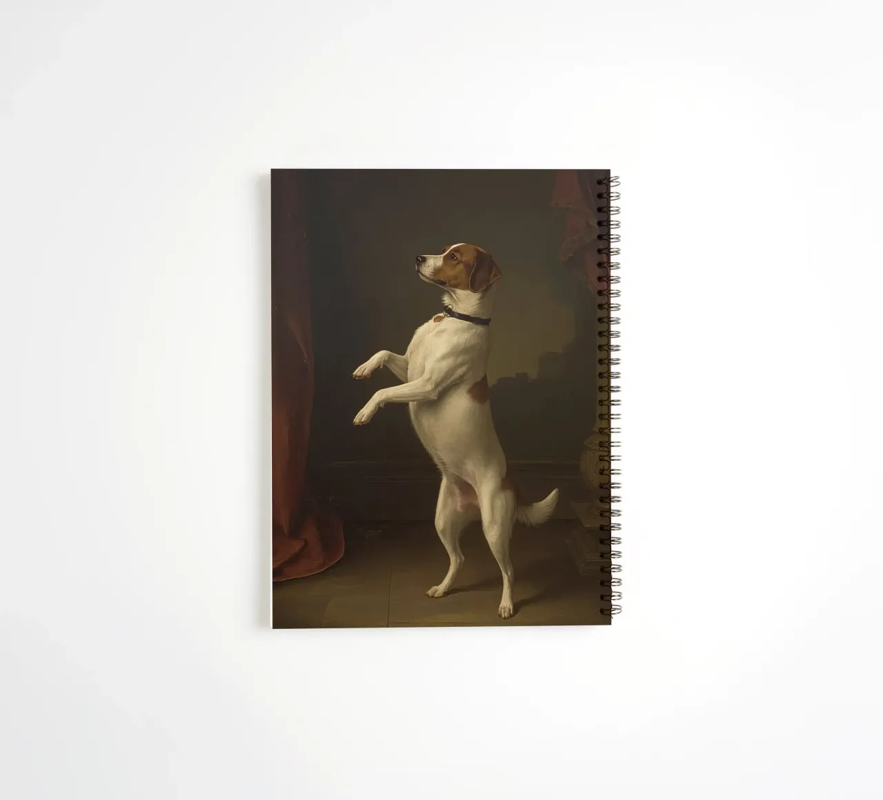 Cane in piedi sulle zampe posteriori in un classico studio di posa diario ad anelli da DesignDoodle
