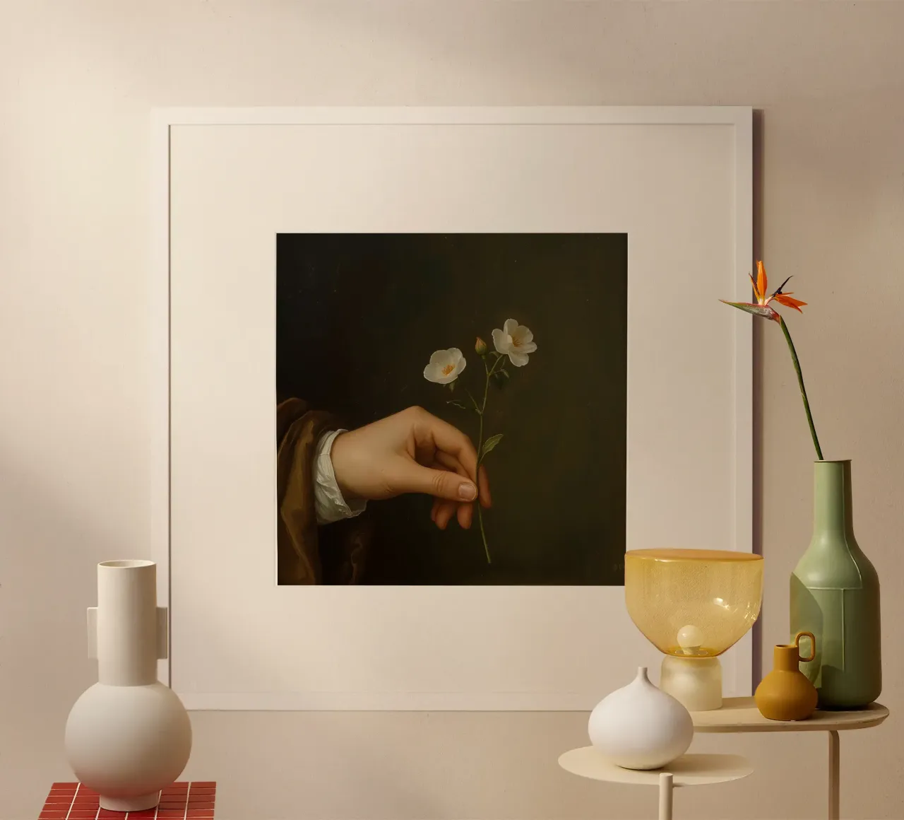 Mano che tiene in mano delicati fiori bianchi su uno sfondo scuro poster da DesignDoodle