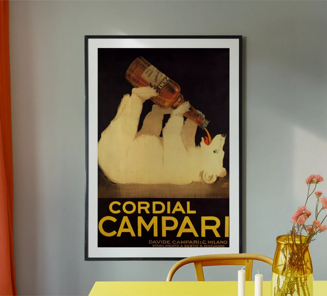 Cordial Campari poster con telaio in plastica da Maya Elliott