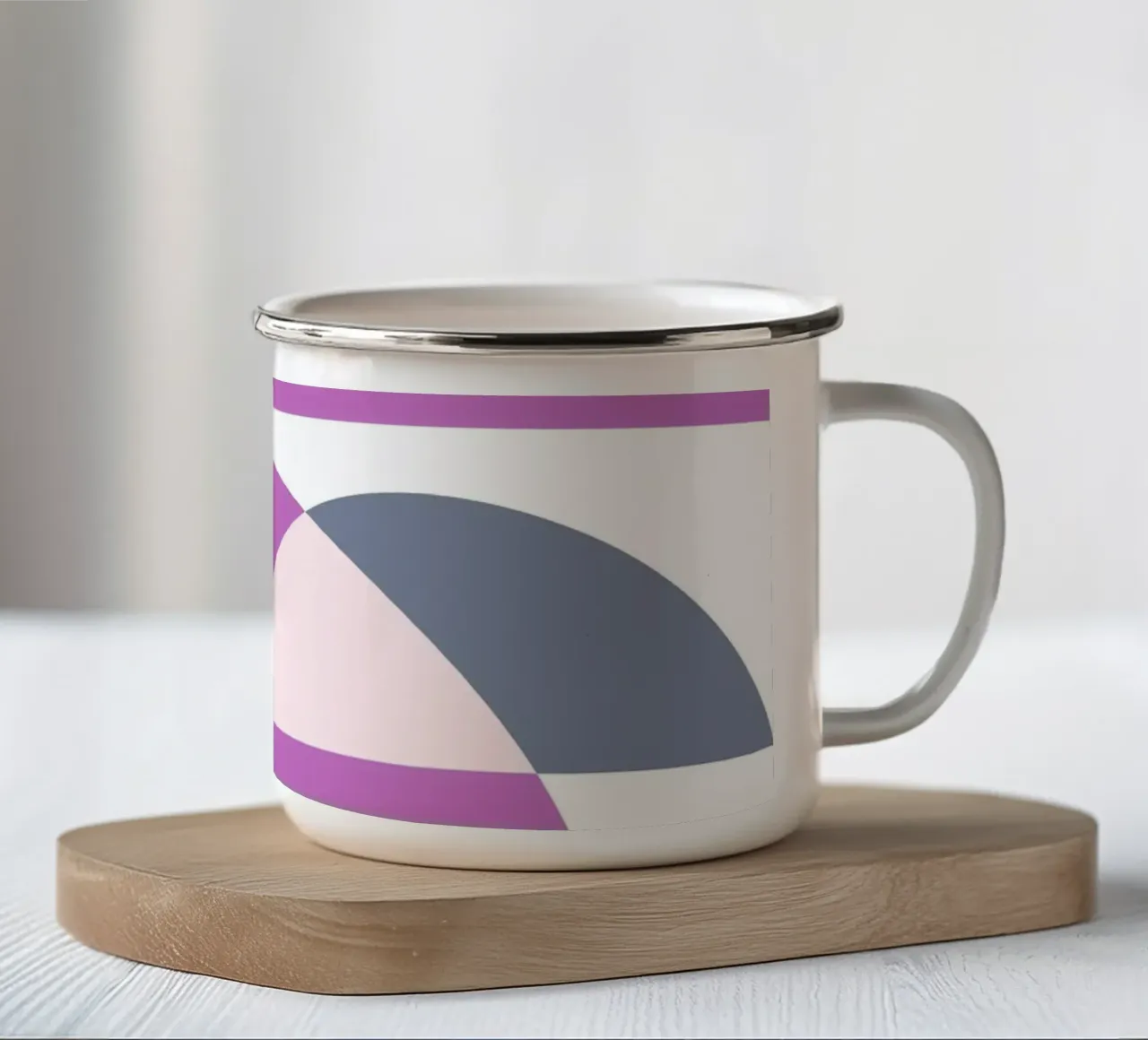Grafica Bauhaus - Design geometrico in rosa tazza in smalto da Studio Vibe