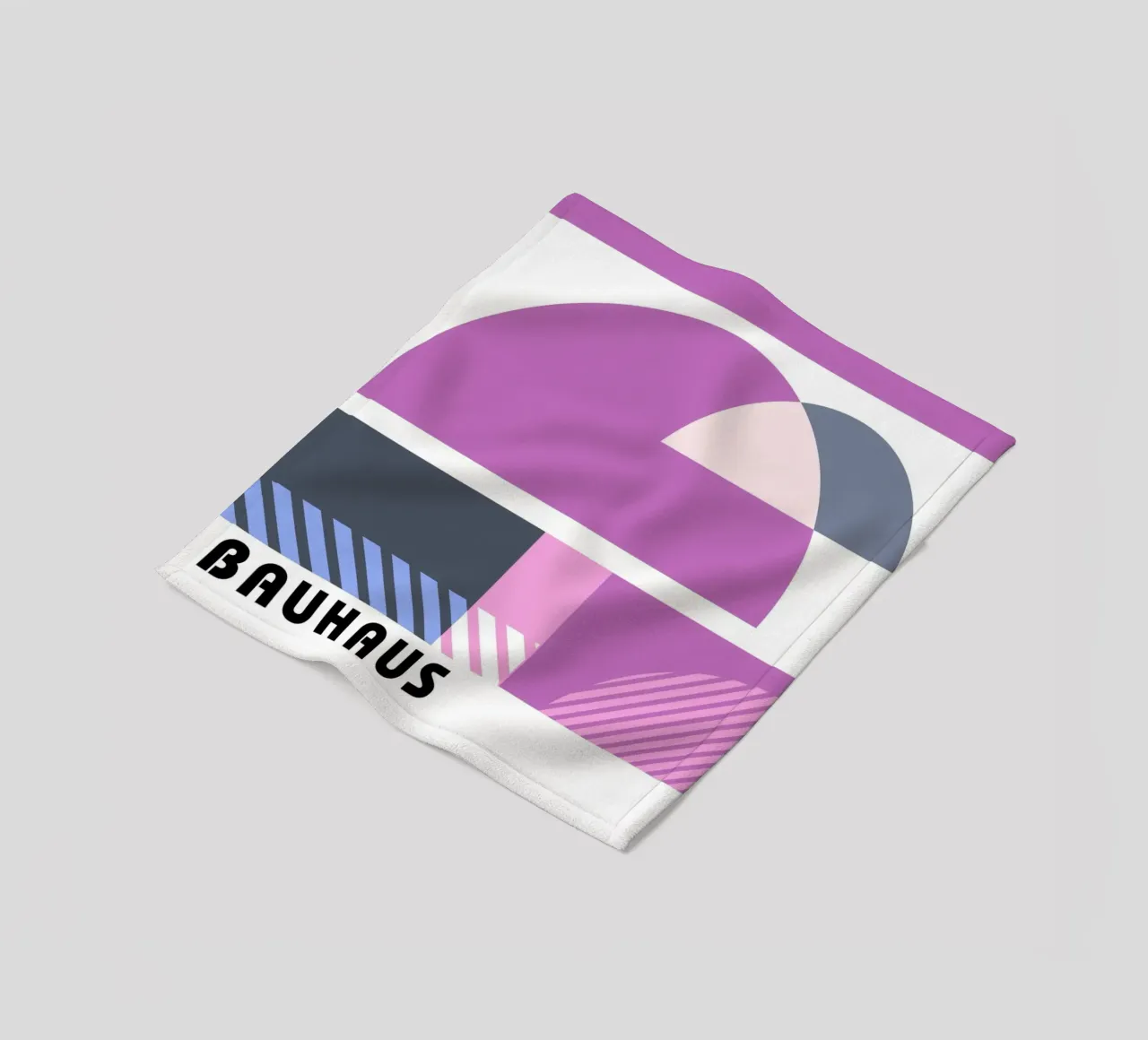 Grafica Bauhaus - Design geometrico in rosa coperta in pile da Studio Vibe
