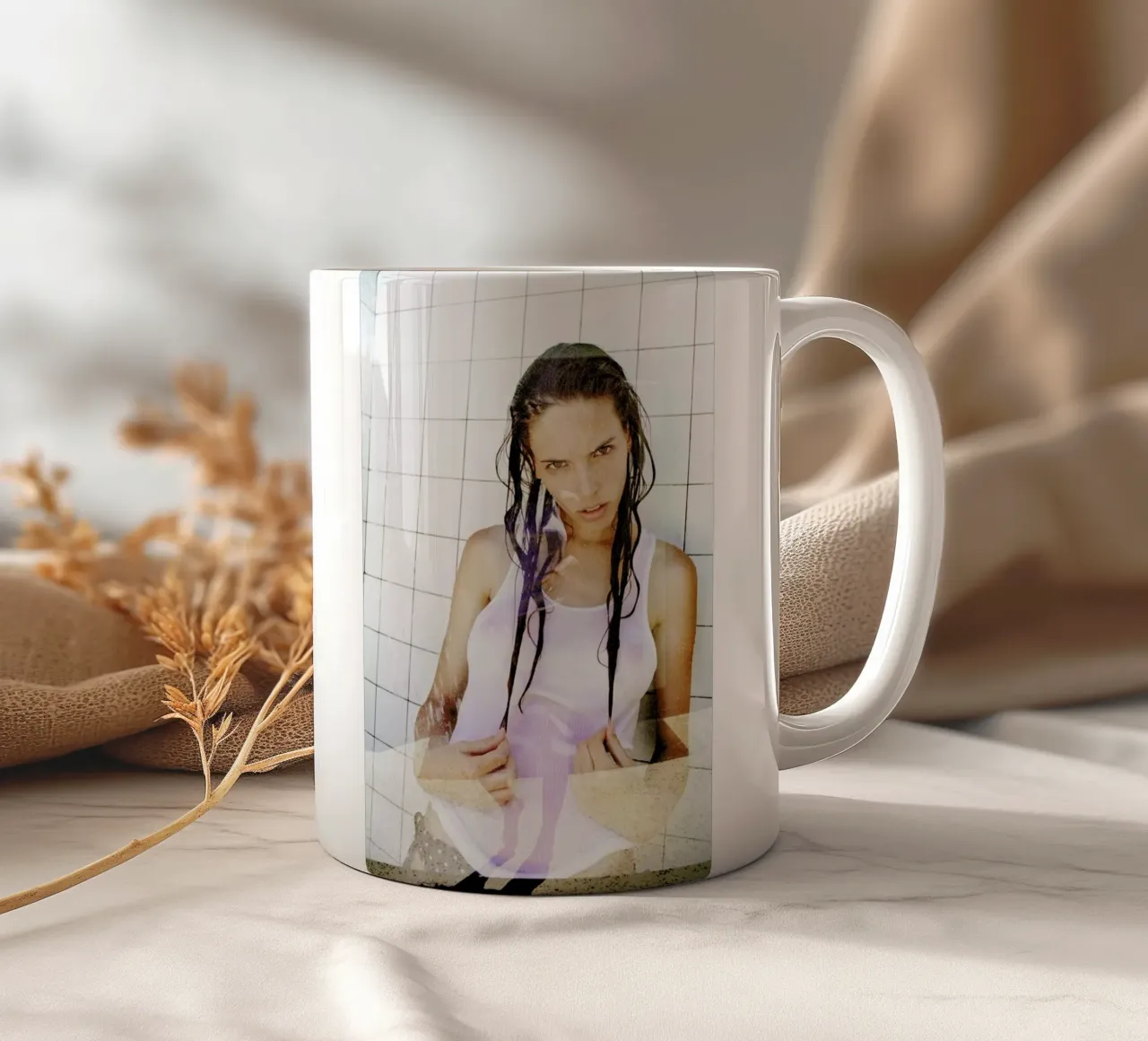 Jessica 2 tazza in ceramica da Aysha Banos