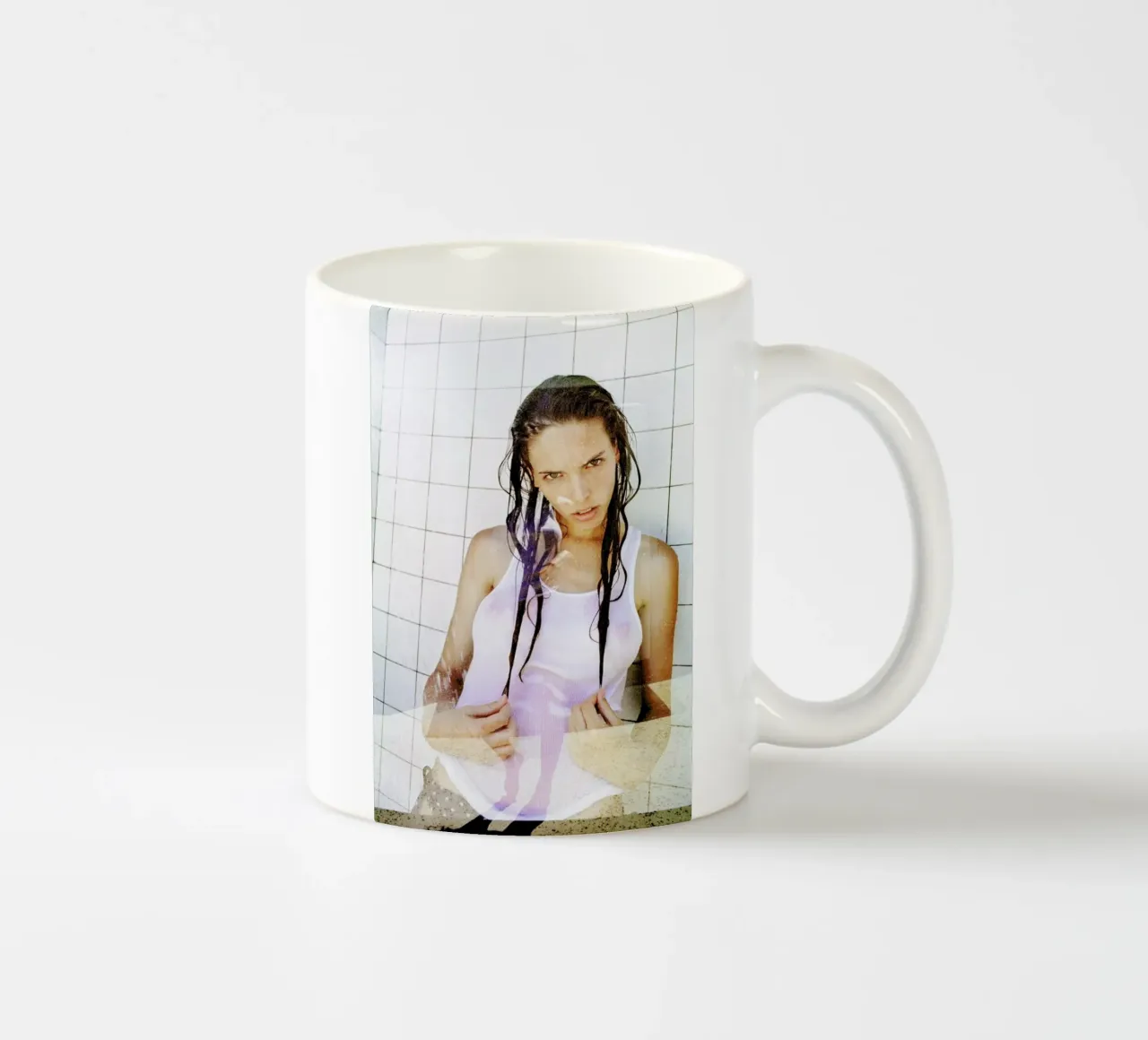 Jessica 2 tazza in ceramica da Aysha Banos