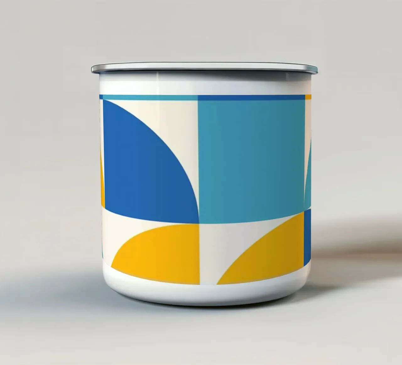 Stampa geometrica blu-giallo - Moderna e armoniosa tazza in smalto da Studio Vibe