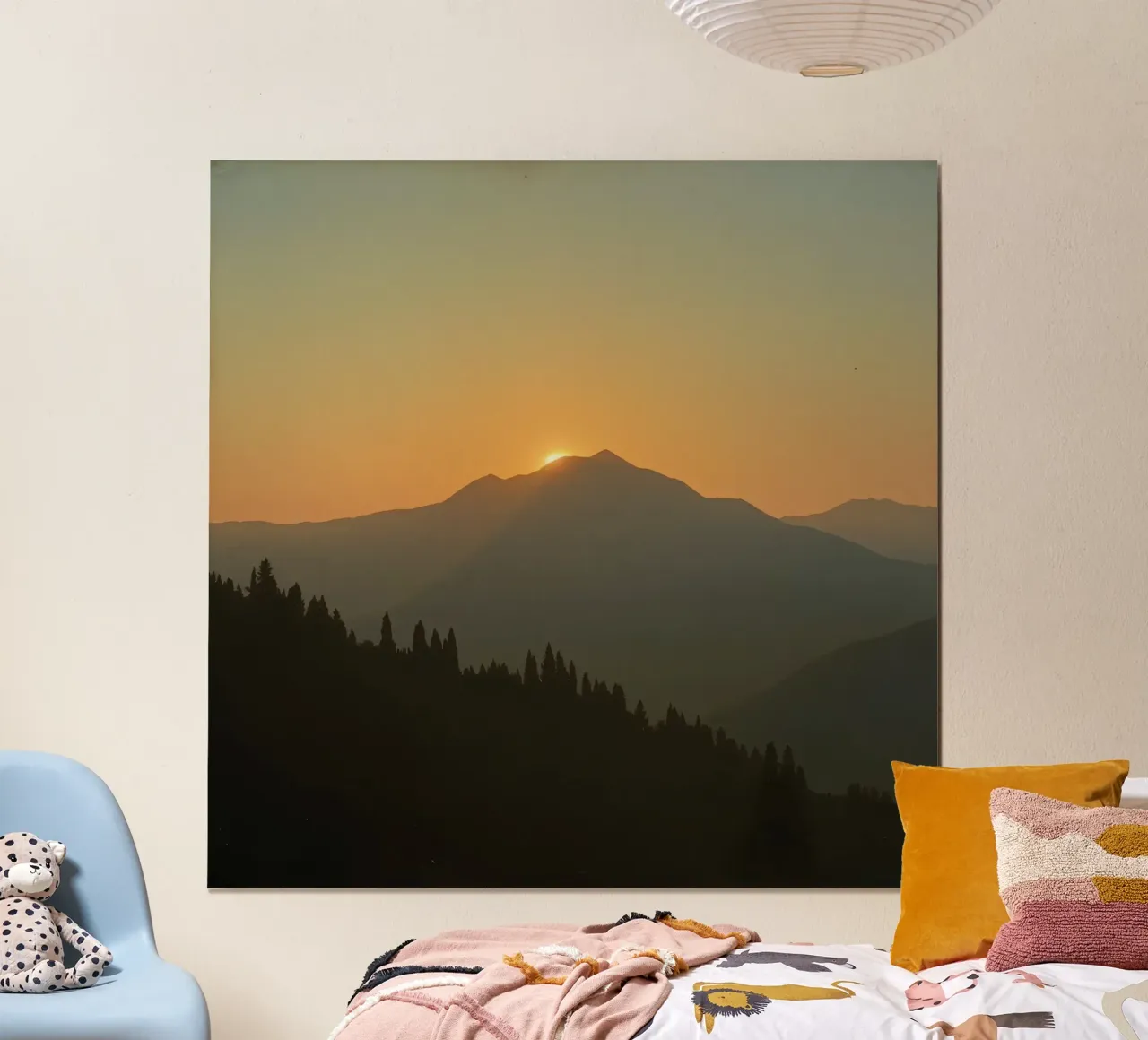 Il tramonto proietta le ombre sulle montagne e sui pini poster con telaio in alluminio da DesignDoodle
