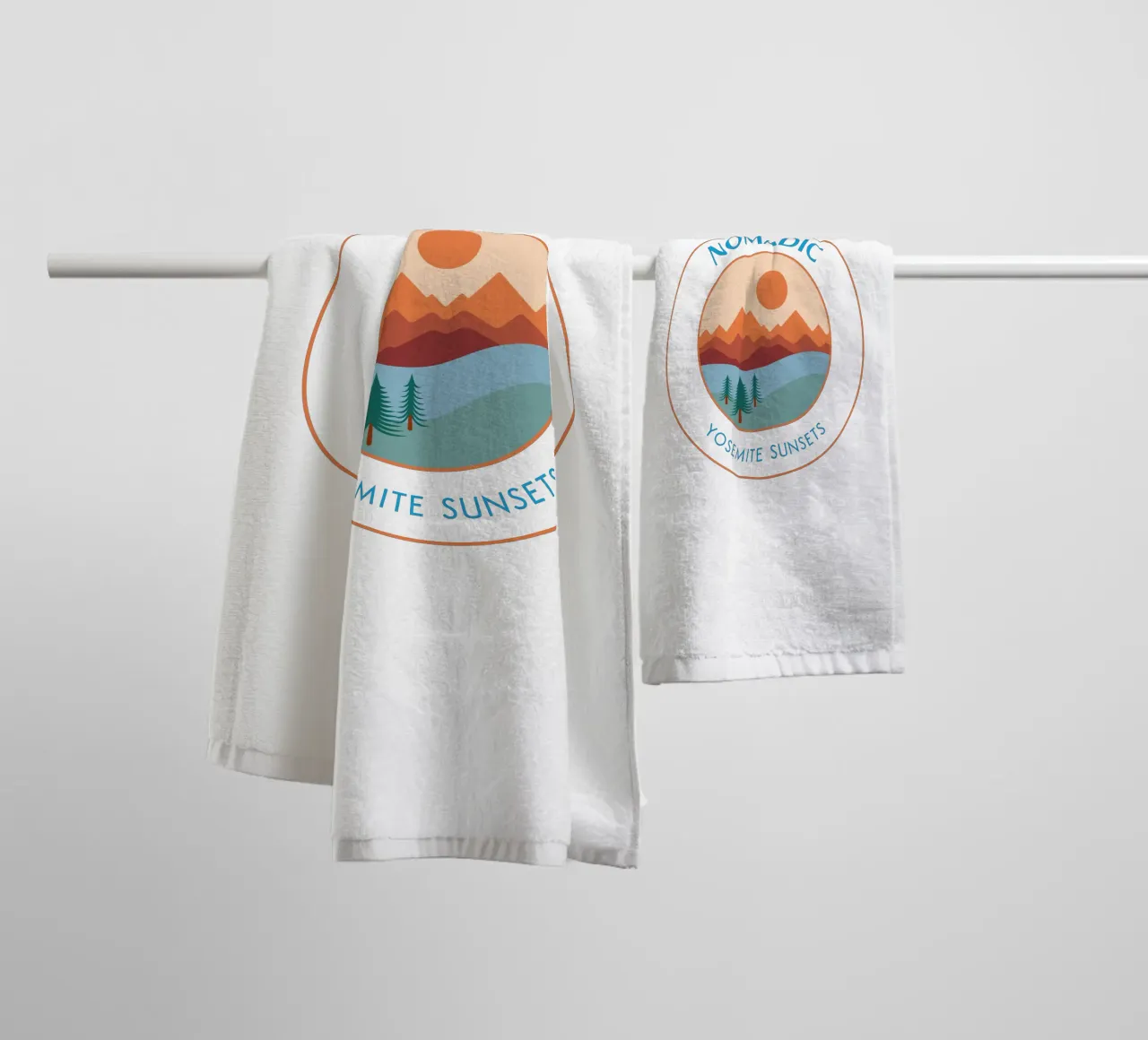 Yosemite Sunsets - Nomadic Badge badhanddoek van pierosvisuals