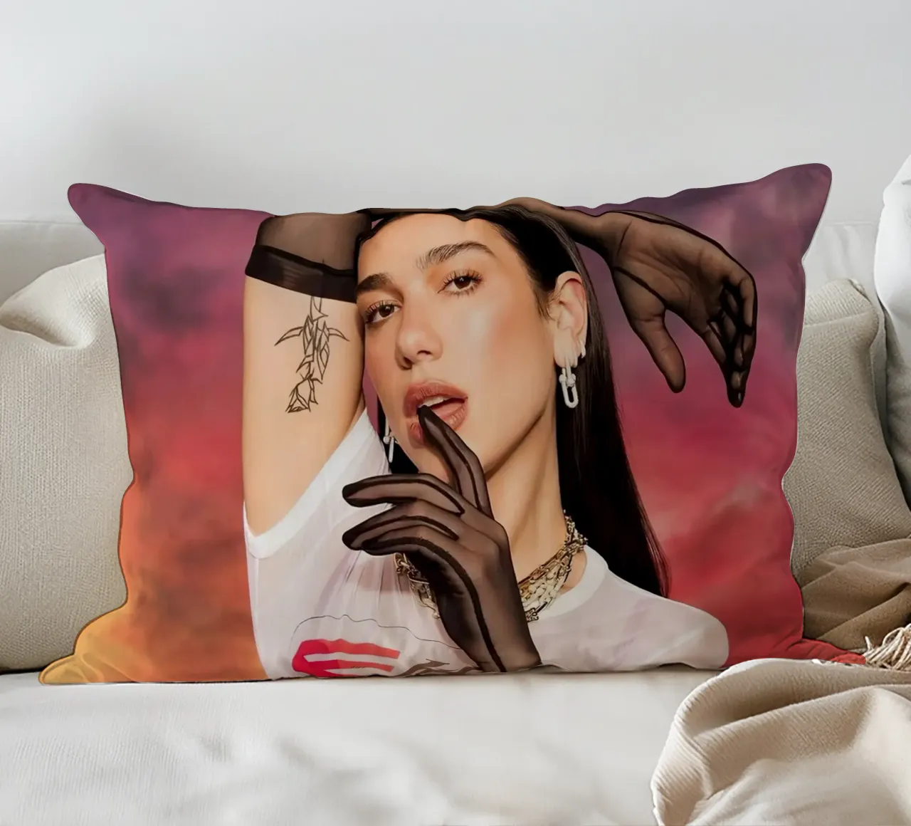 Dua Lipa cuscino da Musadad Shop