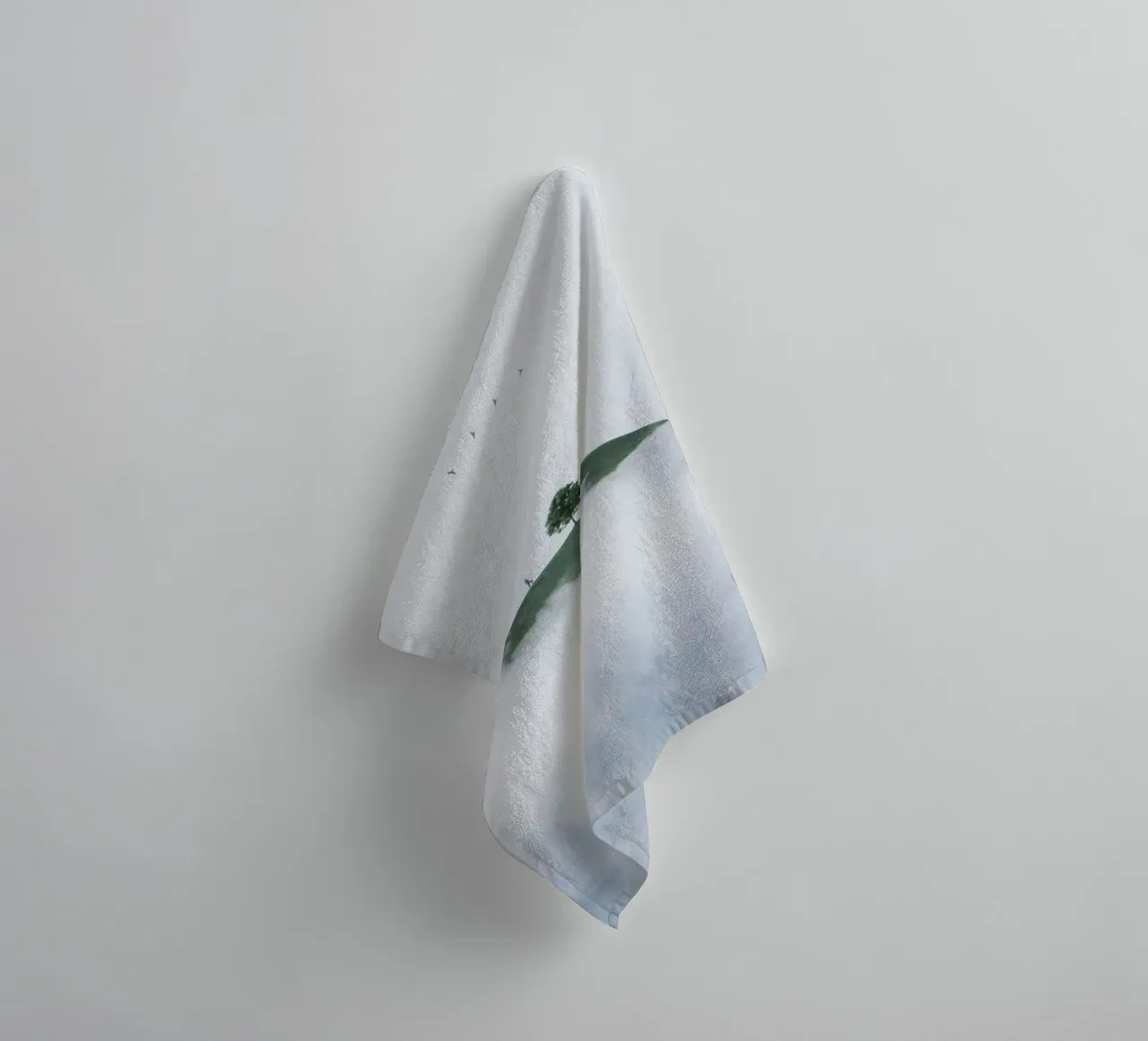 dreamlike tranquility asciugamano da bagno da prindy
