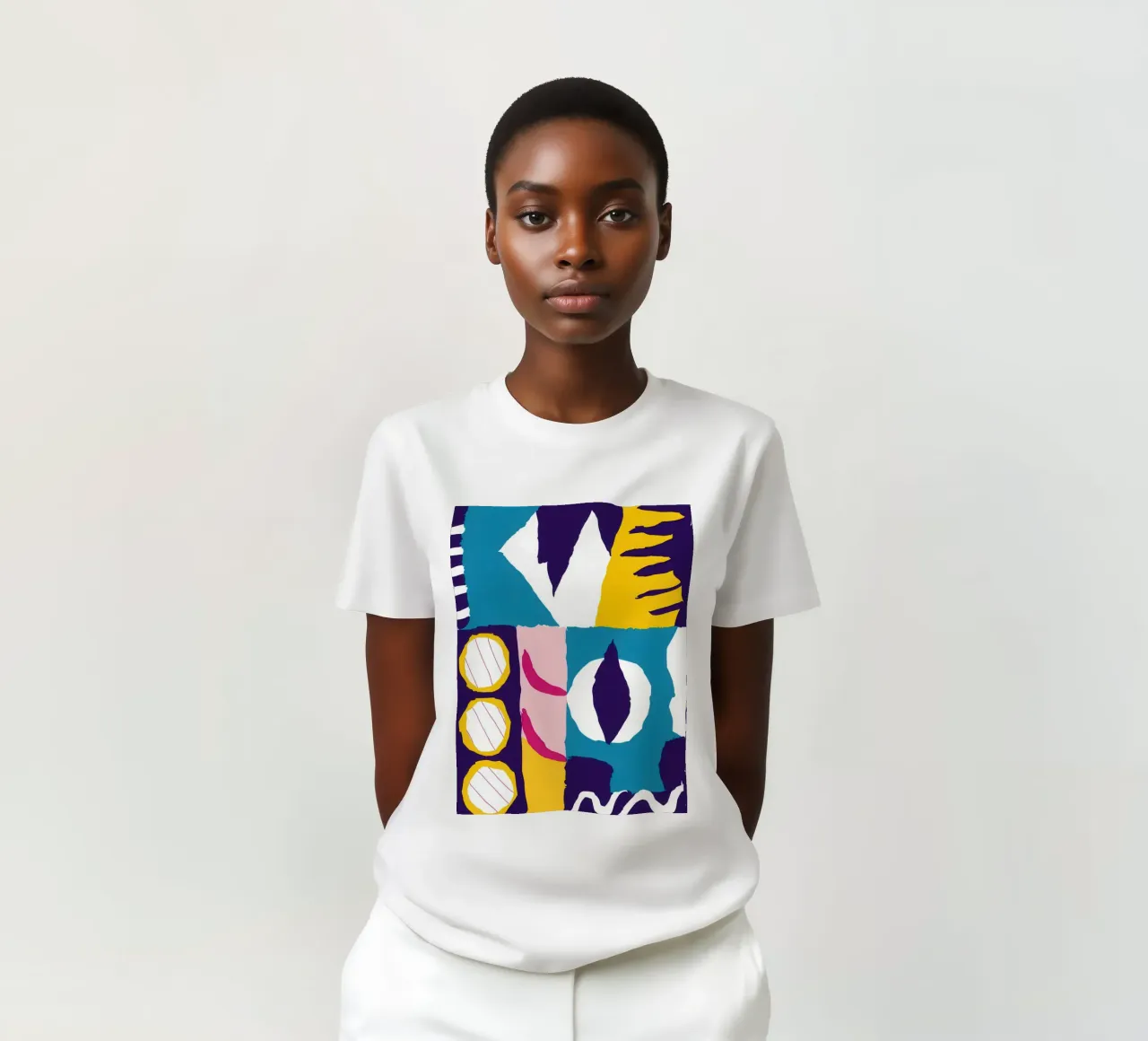 Gefragmenteerd gezicht Abstract t-shirt van Frosh Pallete