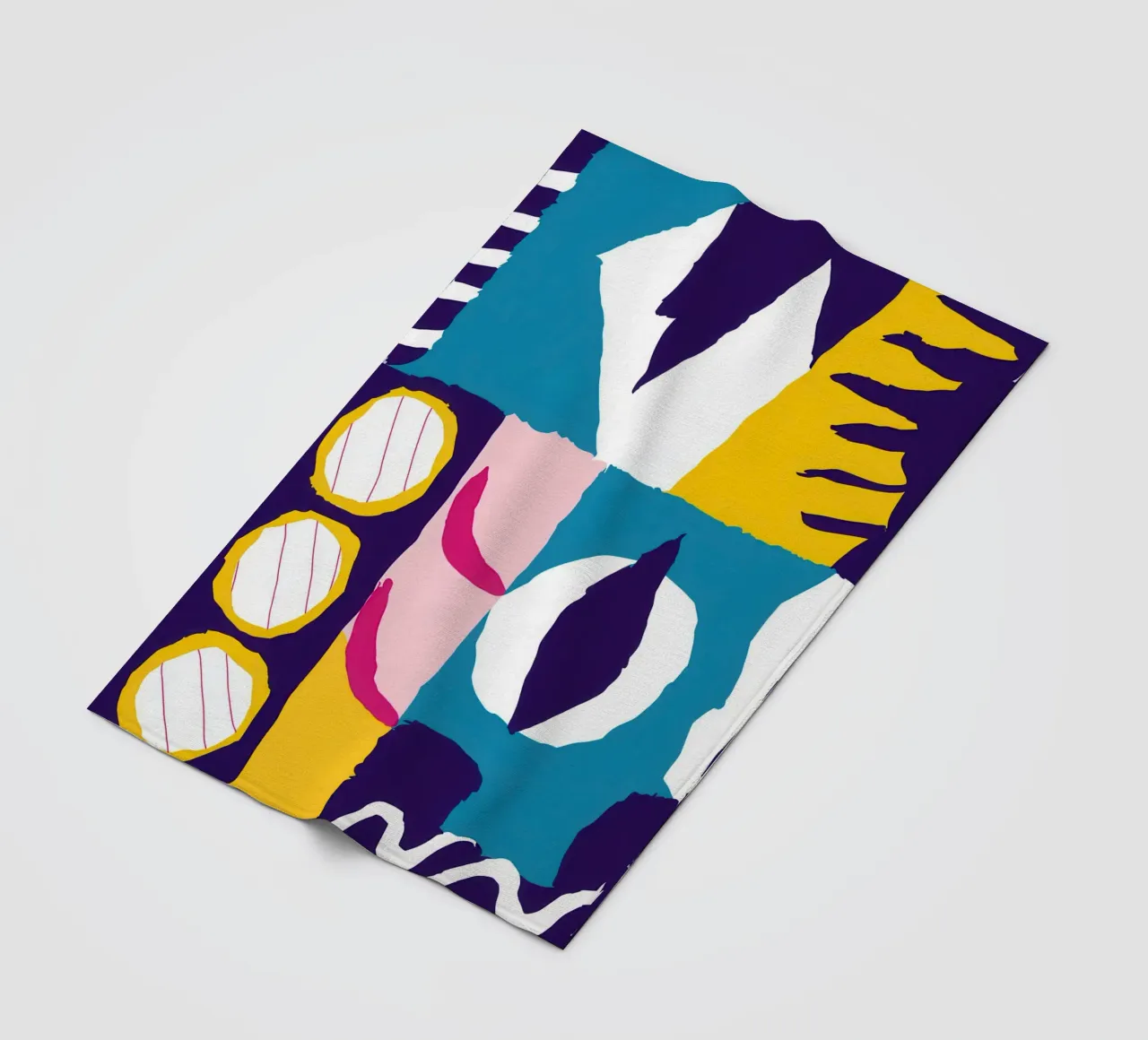 Fragmentiertes Gesicht Abstrakt Fleecedecke von Frosh Pallete