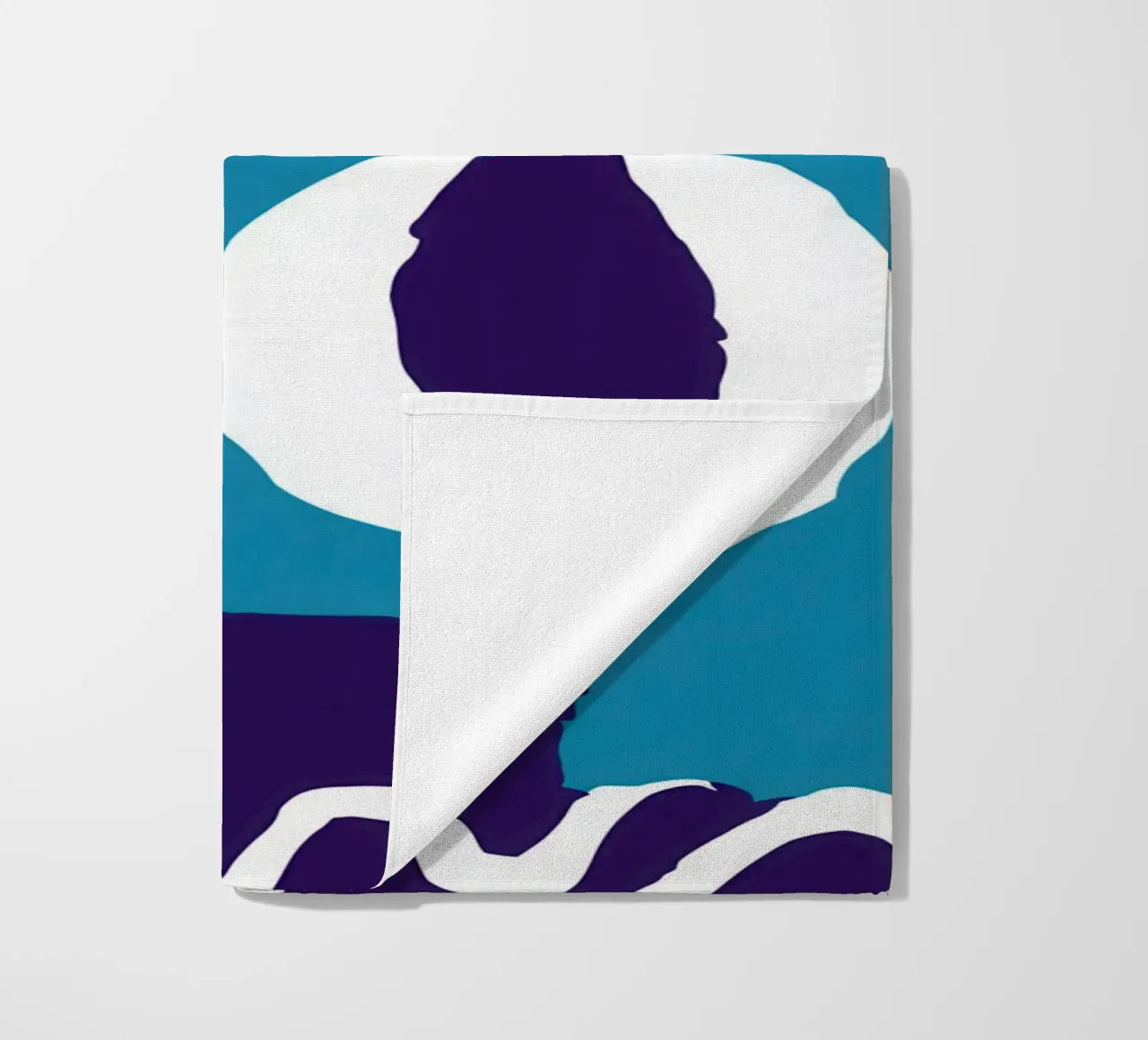 Gefragmenteerd gezicht Abstract strandhanddoek van Frosh Pallete