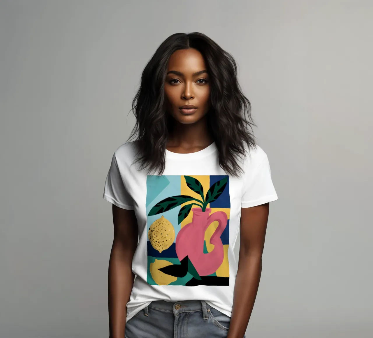 Forme giocose e strutturate t-shirt da donna da Bring Haven