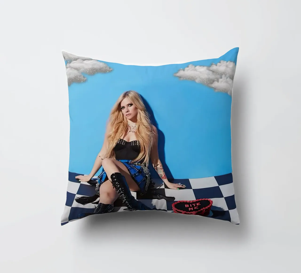 Avril Lavigne cuscino da Musadad Shop