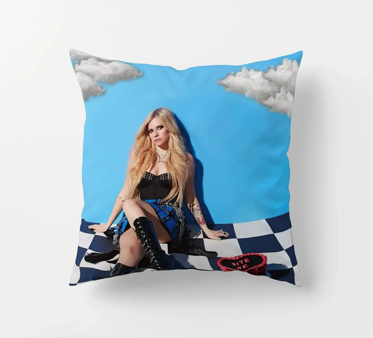 Avril Lavigne cuscino da Musadad Shop