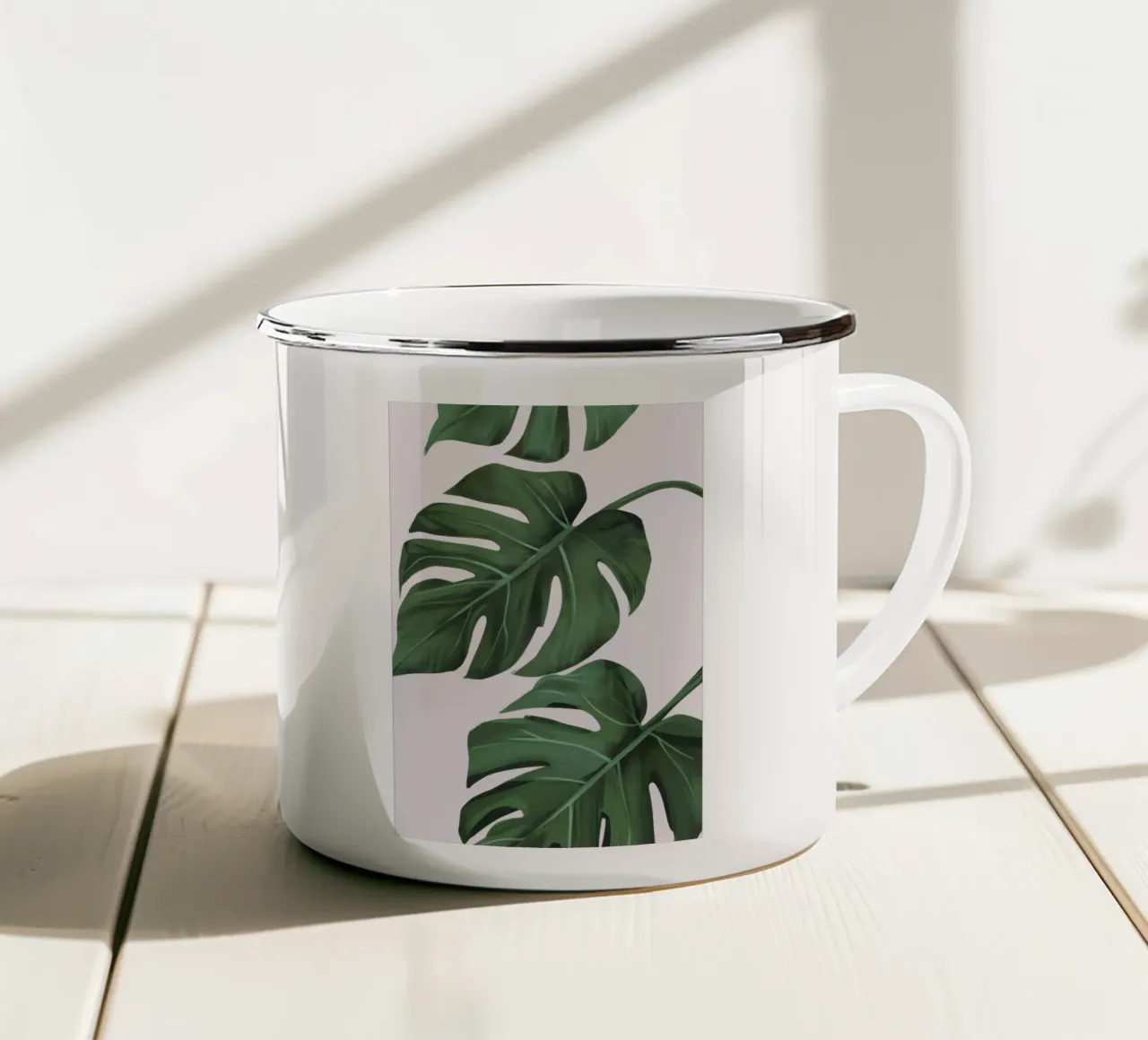 Foglie rigogliose di Monstera tazza in smalto da Frosh Pallete