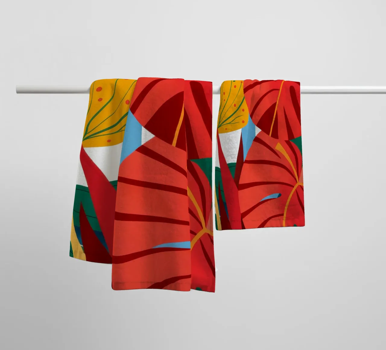 Abbraccio autunnale di fuoco asciugamano da bagno da Solar Paint