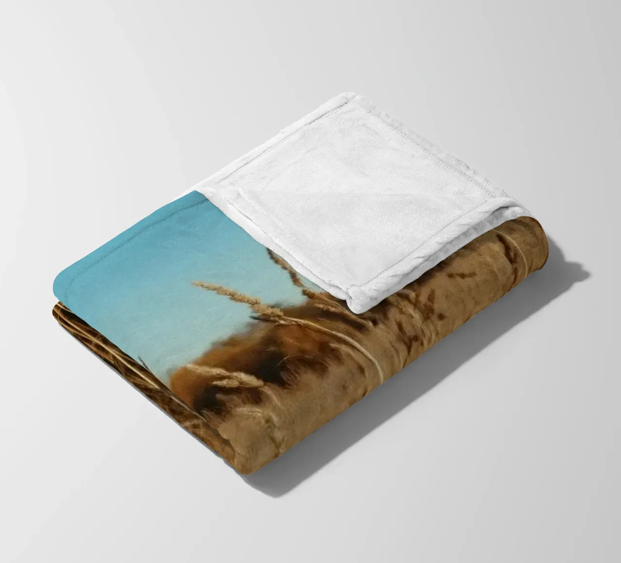 meadow horizon fleece blanket by Horsire