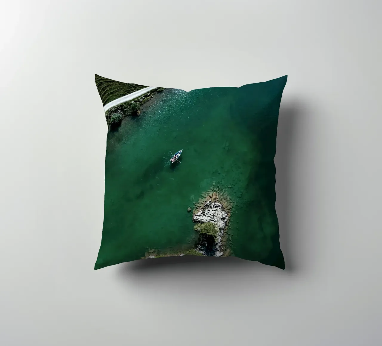greenery boat kayaking cuscino da cofa home