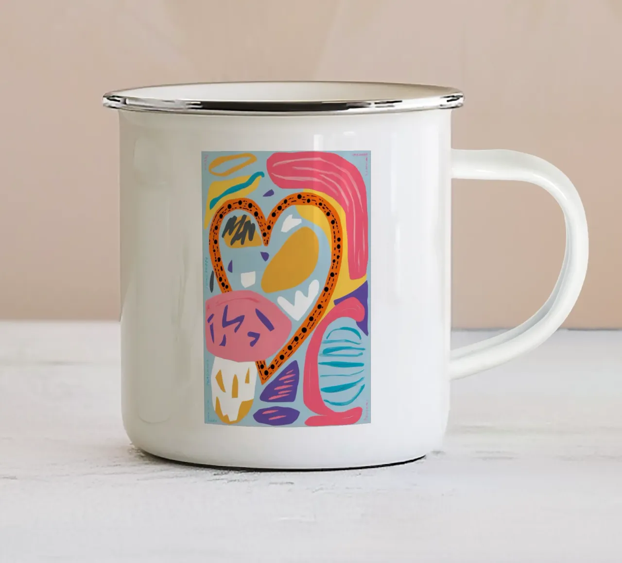 Cuore astratto vibrante tazza in smalto da Bring Haven