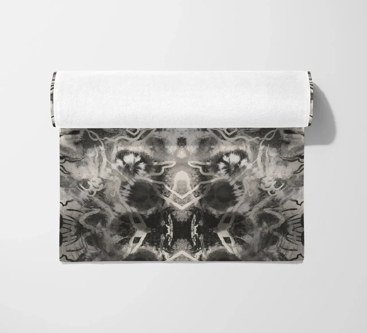 Rorschach 09 in bianco e nero telo mare da Little Dean