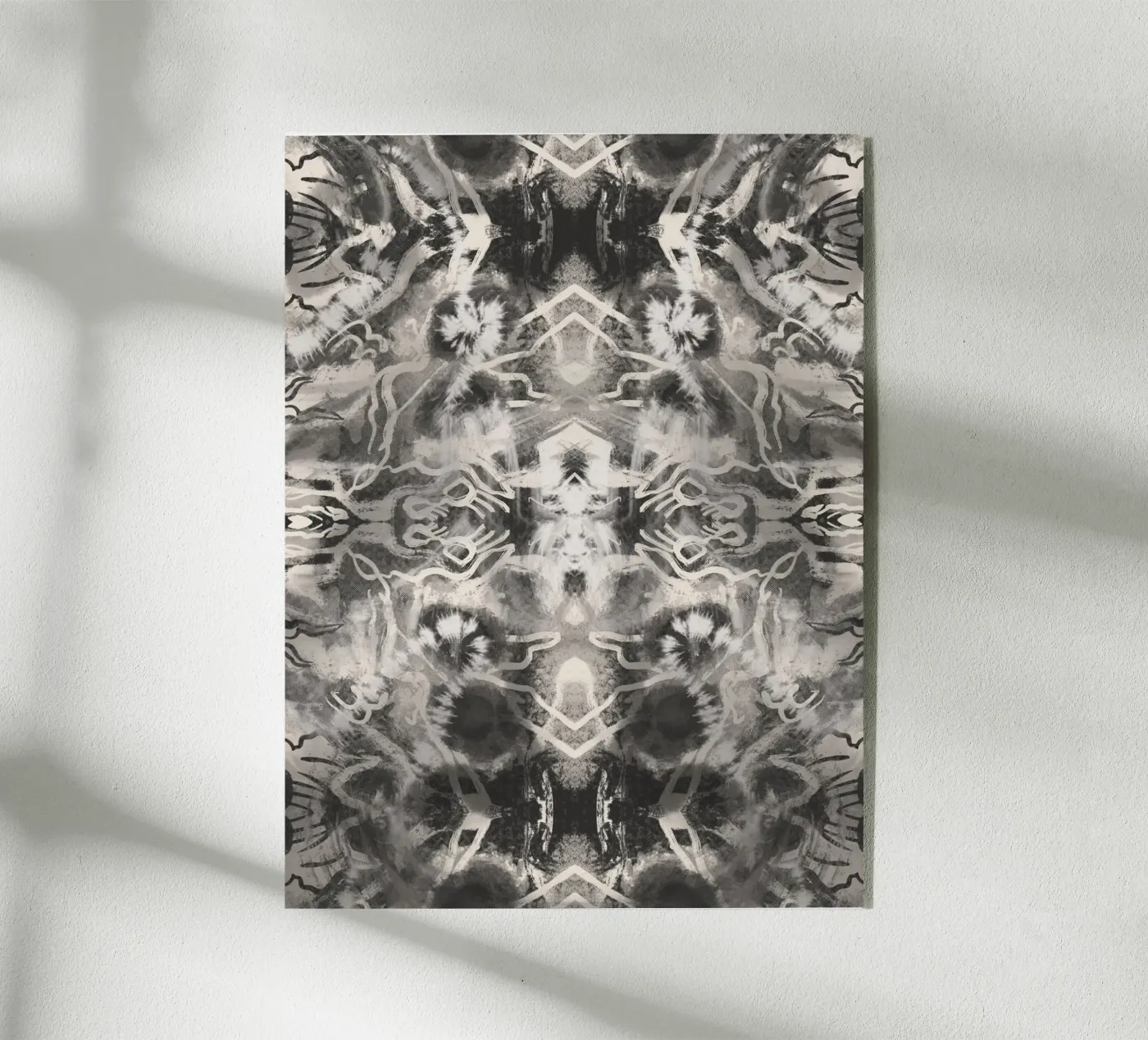 Rorschach 09 in bianco e nero plexiglass da Little Dean
