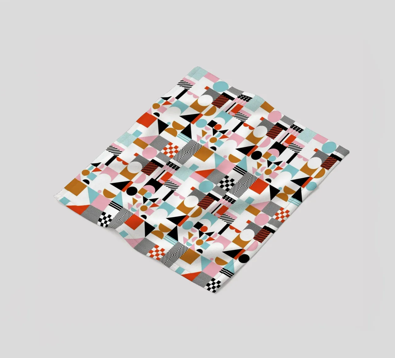 Geometric Game #2 coperta in pile da My Tiny Home