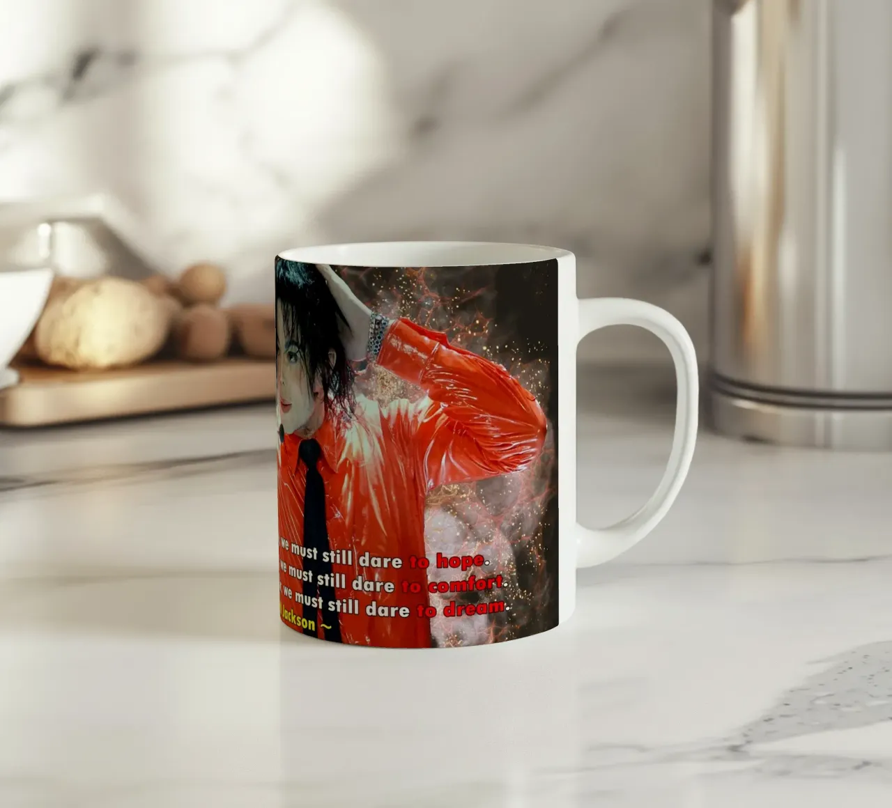 Michael Jackson In un mondo tazza in ceramica da Abasa Inaraya